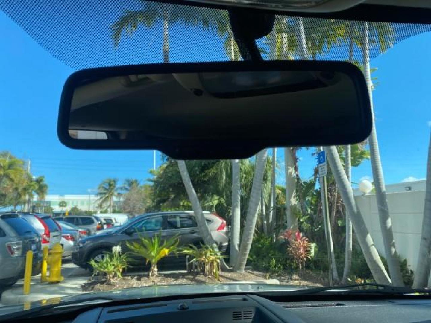 2010 Brilliant Silver Metallic /Charcoal Black Mercury Mountaineer 1 OWNER LOW MILES 78,753 (4M2EN3HE6AU) with an 4.0L SOHC 12-Valve V6 Engine engine, Automatic transmission, located at 4701 North Dixie Hwy, Pompano Beach, FL, 33064, (954) 422-2889, 26.240938, -80.123474 - OUR WEBPAGE FLORIDACARS1.COM HAS OVER 100 PHOTOS AND FREE CARFAX LINK 2010 MERCURY MOUNTAINEER 1 OWNER FLORIDA VIN: 4M2EN3HE6AUJ00892 4 M 2 E N 3 H E 6 A U J 0 0 8 9 2 4 DOOR WAGON/SPORT UTILITY 4.0L V6 F SOHC 12V GASOLINE 20 MPG FRONT WHEEL DRIVE Features ABS Brakes Air Conditioning Alloy Wheels AM - Photo#65