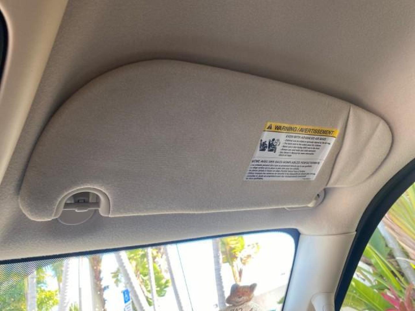 2010 Brilliant Silver Metallic /Charcoal Black Mercury Mountaineer 1 OWNER LOW MILES 78,753 (4M2EN3HE6AU) with an 4.0L SOHC 12-Valve V6 Engine engine, Automatic transmission, located at 4701 North Dixie Hwy, Pompano Beach, FL, 33064, (954) 422-2889, 26.240938, -80.123474 - OUR WEBPAGE FLORIDACARS1.COM HAS OVER 100 PHOTOS AND FREE CARFAX LINK 2010 MERCURY MOUNTAINEER 1 OWNER FLORIDA VIN: 4M2EN3HE6AUJ00892 4 M 2 E N 3 H E 6 A U J 0 0 8 9 2 4 DOOR WAGON/SPORT UTILITY 4.0L V6 F SOHC 12V GASOLINE 20 MPG FRONT WHEEL DRIVE Features ABS Brakes Air Conditioning Alloy Wheels AM - Photo#70