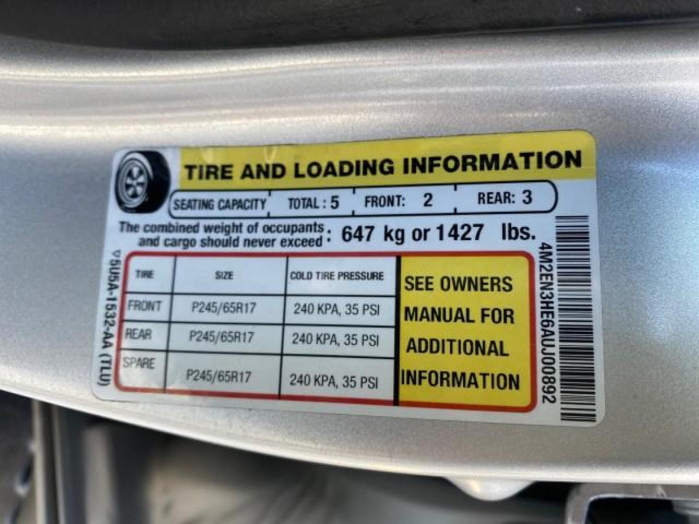 2010 Brilliant Silver Metallic /Charcoal Black Mercury Mountaineer 1 OWNER LOW MILES 78,753 (4M2EN3HE6AU) with an 4.0L SOHC 12-Valve V6 Engine engine, Automatic transmission, located at 4701 North Dixie Hwy, Pompano Beach, FL, 33064, (954) 422-2889, 26.240938, -80.123474 - OUR WEBPAGE FLORIDACARS1.COM HAS OVER 100 PHOTOS AND FREE CARFAX LINK 2010 MERCURY MOUNTAINEER 1 OWNER FLORIDA VIN: 4M2EN3HE6AUJ00892 4 M 2 E N 3 H E 6 A U J 0 0 8 9 2 4 DOOR WAGON/SPORT UTILITY 4.0L V6 F SOHC 12V GASOLINE 20 MPG FRONT WHEEL DRIVE Features ABS Brakes Air Conditioning Alloy Wheels AM - Photo#72