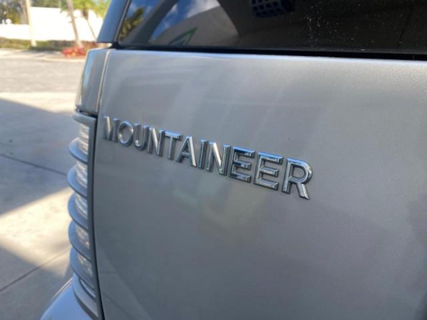 2010 Brilliant Silver Metallic /Charcoal Black Mercury Mountaineer 1 OWNER LOW MILES 78,753 (4M2EN3HE6AU) with an 4.0L SOHC 12-Valve V6 Engine engine, Automatic transmission, located at 4701 North Dixie Hwy, Pompano Beach, FL, 33064, (954) 422-2889, 26.240938, -80.123474 - OUR WEBPAGE FLORIDACARS1.COM HAS OVER 100 PHOTOS AND FREE CARFAX LINK 2010 MERCURY MOUNTAINEER 1 OWNER FLORIDA VIN: 4M2EN3HE6AUJ00892 4 M 2 E N 3 H E 6 A U J 0 0 8 9 2 4 DOOR WAGON/SPORT UTILITY 4.0L V6 F SOHC 12V GASOLINE 20 MPG FRONT WHEEL DRIVE Features ABS Brakes Air Conditioning Alloy Wheels AM - Photo#89