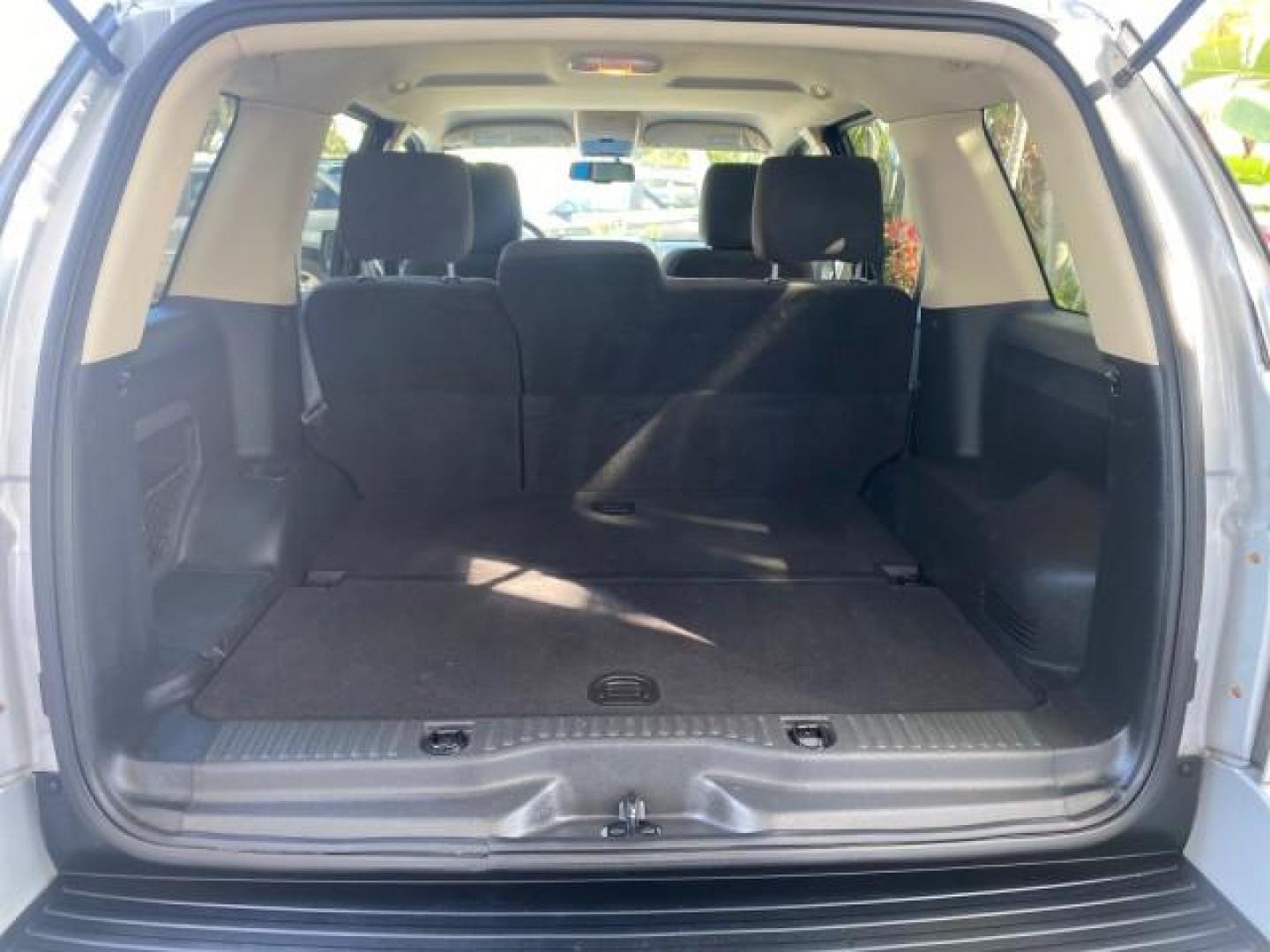 2010 Brilliant Silver Metallic /Charcoal Black Mercury Mountaineer 1 OWNER LOW MILES 78,753 (4M2EN3HE6AU) with an 4.0L SOHC 12-Valve V6 Engine engine, Automatic transmission, located at 4701 North Dixie Hwy, Pompano Beach, FL, 33064, (954) 422-2889, 26.240938, -80.123474 - OUR WEBPAGE FLORIDACARS1.COM HAS OVER 100 PHOTOS AND FREE CARFAX LINK 2010 MERCURY MOUNTAINEER 1 OWNER FLORIDA VIN: 4M2EN3HE6AUJ00892 4 M 2 E N 3 H E 6 A U J 0 0 8 9 2 4 DOOR WAGON/SPORT UTILITY 4.0L V6 F SOHC 12V GASOLINE 20 MPG FRONT WHEEL DRIVE Features ABS Brakes Air Conditioning Alloy Wheels AM - Photo#94