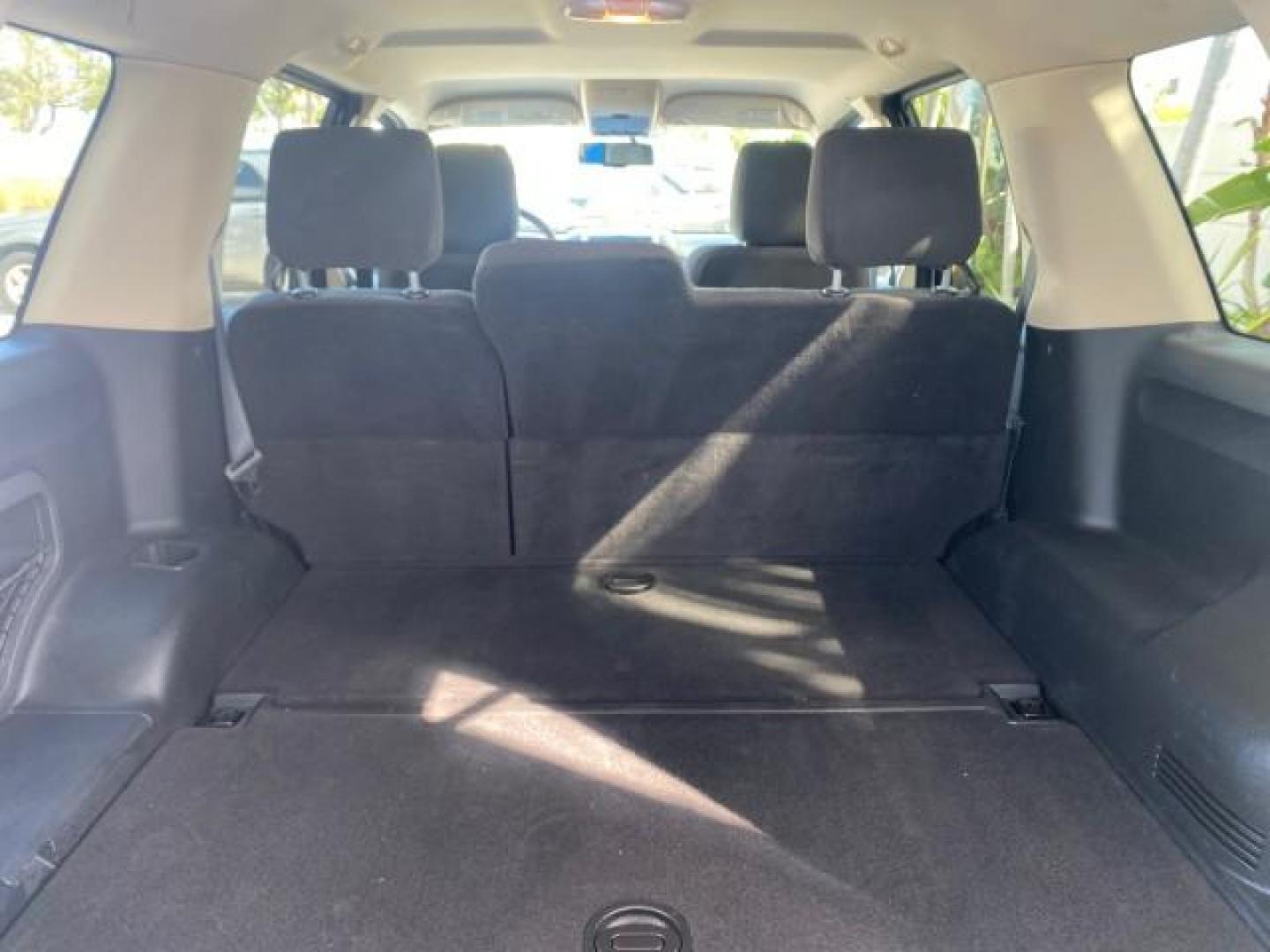 2010 Brilliant Silver Metallic /Charcoal Black Mercury Mountaineer 1 OWNER LOW MILES 78,753 (4M2EN3HE6AU) with an 4.0L SOHC 12-Valve V6 Engine engine, Automatic transmission, located at 4701 North Dixie Hwy, Pompano Beach, FL, 33064, (954) 422-2889, 26.240938, -80.123474 - OUR WEBPAGE FLORIDACARS1.COM HAS OVER 100 PHOTOS AND FREE CARFAX LINK 2010 MERCURY MOUNTAINEER 1 OWNER FLORIDA VIN: 4M2EN3HE6AUJ00892 4 M 2 E N 3 H E 6 A U J 0 0 8 9 2 4 DOOR WAGON/SPORT UTILITY 4.0L V6 F SOHC 12V GASOLINE 20 MPG FRONT WHEEL DRIVE Features ABS Brakes Air Conditioning Alloy Wheels AM - Photo#95