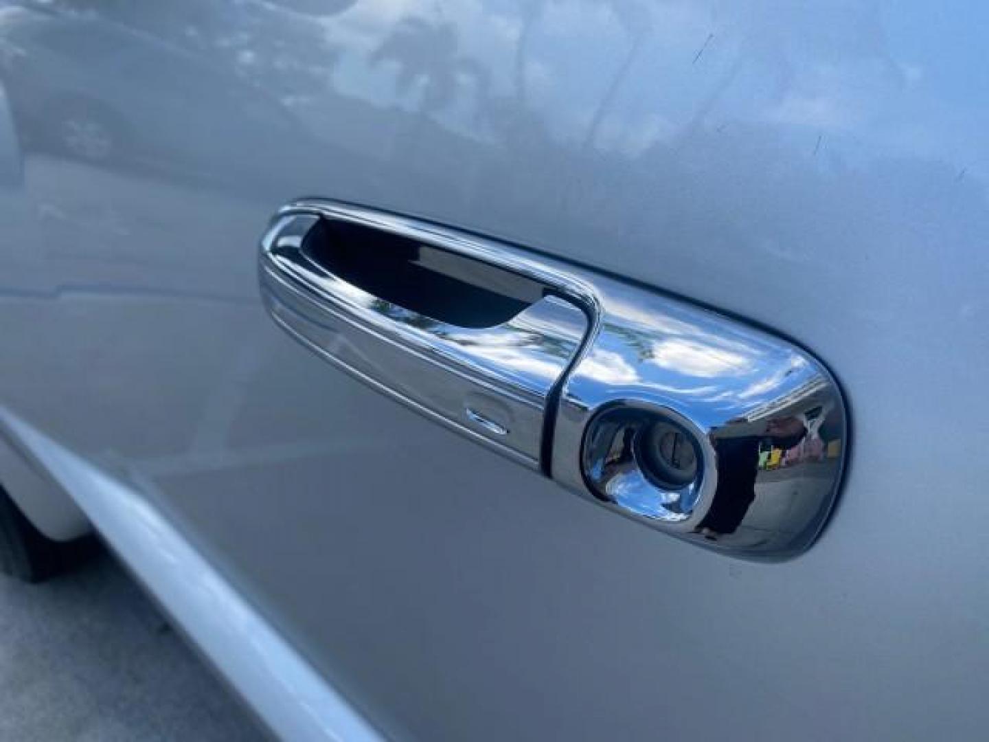 2006 Bright Silver Metallic /Med Slate Gray Dodge Dakota SLT CLUB CAB LOW MILES 55,990 (1D7HE42K06S) with an 3.7L V6 Magnum Engine engine, Automatic transmission, located at 4701 North Dixie Hwy, Pompano Beach, FL, 33064, (954) 422-2889, 26.240938, -80.123474 - OUR WEBPAGE FLORIDACARS1.COM HAS OVER 100 PHOTOS AND FREE CARFAX LINK 2006 DODGE DAKOTA SLT 1 OWNER CLUB CAB 4 DOOR ALL DOORS OPEN VIN: 1D7HE42K06S506201 1 D 7 H E 4 2 K 0 6 S 5 0 6 2 0 1 CLUB CAB PICKUP 3.7L V6 F OHV GASOLINE 22 MPG REAR WHEEL DRIVE Features ABS Brakes Air Conditioning Alloy Wheels- Photo#38