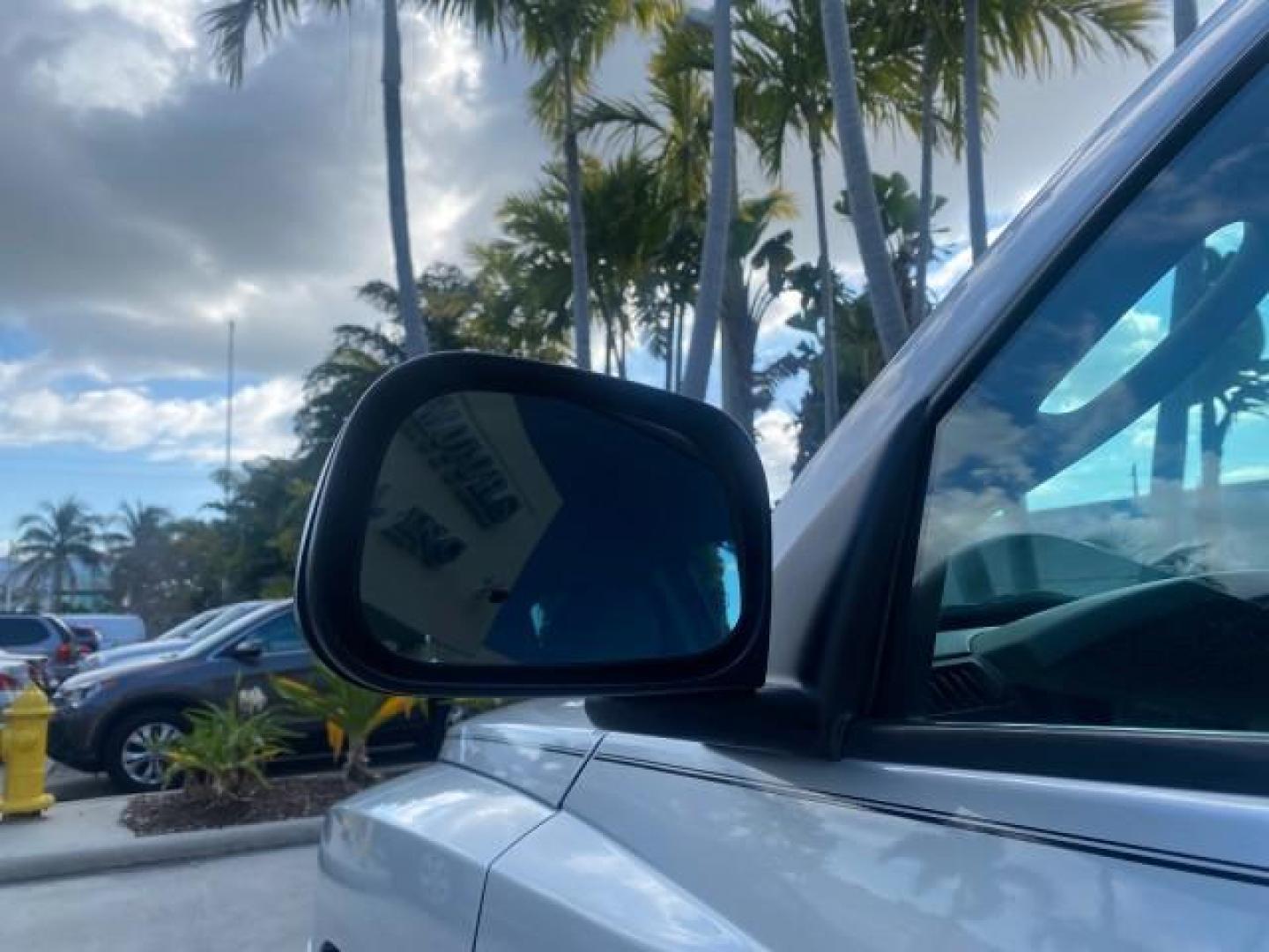 2006 Bright Silver Metallic /Med Slate Gray Dodge Dakota SLT CLUB CAB LOW MILES 55,990 (1D7HE42K06S) with an 3.7L V6 Magnum Engine engine, Automatic transmission, located at 4701 North Dixie Hwy, Pompano Beach, FL, 33064, (954) 422-2889, 26.240938, -80.123474 - OUR WEBPAGE FLORIDACARS1.COM HAS OVER 100 PHOTOS AND FREE CARFAX LINK 2006 DODGE DAKOTA SLT 1 OWNER CLUB CAB 4 DOOR ALL DOORS OPEN VIN: 1D7HE42K06S506201 1 D 7 H E 4 2 K 0 6 S 5 0 6 2 0 1 CLUB CAB PICKUP 3.7L V6 F OHV GASOLINE 22 MPG REAR WHEEL DRIVE Features ABS Brakes Air Conditioning Alloy Wheels- Photo#39