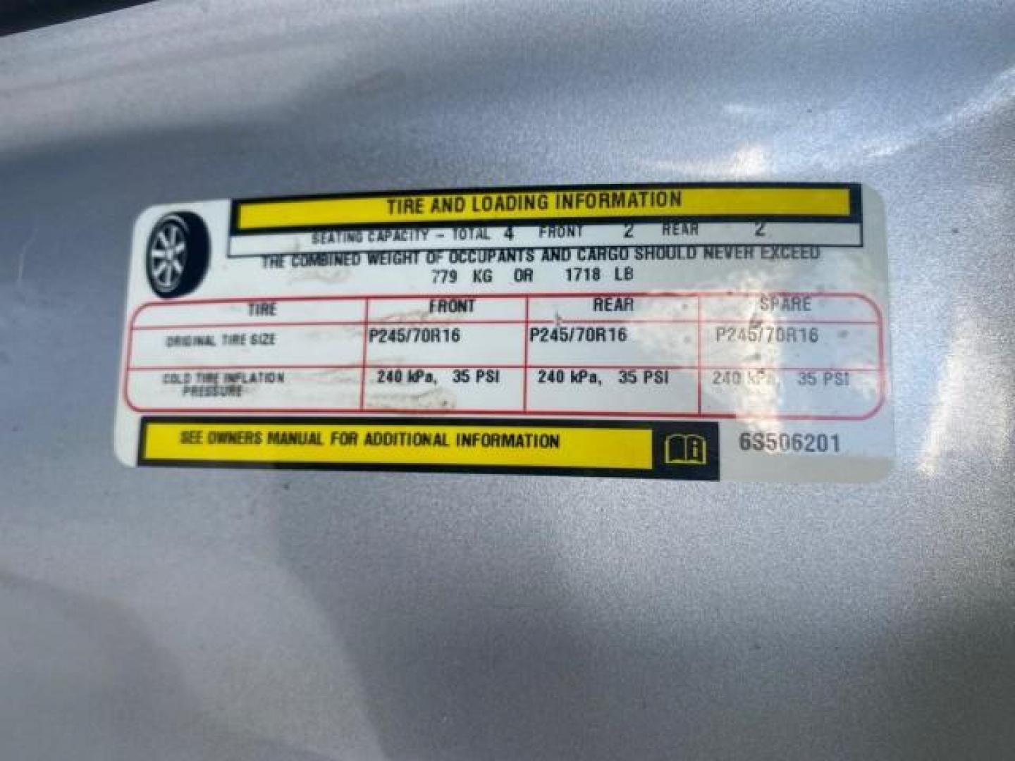 2006 Bright Silver Metallic /Med Slate Gray Dodge Dakota SLT CLUB CAB LOW MILES 55,990 (1D7HE42K06S) with an 3.7L V6 Magnum Engine engine, Automatic transmission, located at 4701 North Dixie Hwy, Pompano Beach, FL, 33064, (954) 422-2889, 26.240938, -80.123474 - OUR WEBPAGE FLORIDACARS1.COM HAS OVER 100 PHOTOS AND FREE CARFAX LINK 2006 DODGE DAKOTA SLT 1 OWNER CLUB CAB 4 DOOR ALL DOORS OPEN VIN: 1D7HE42K06S506201 1 D 7 H E 4 2 K 0 6 S 5 0 6 2 0 1 CLUB CAB PICKUP 3.7L V6 F OHV GASOLINE 22 MPG REAR WHEEL DRIVE Features ABS Brakes Air Conditioning Alloy Wheels- Photo#70