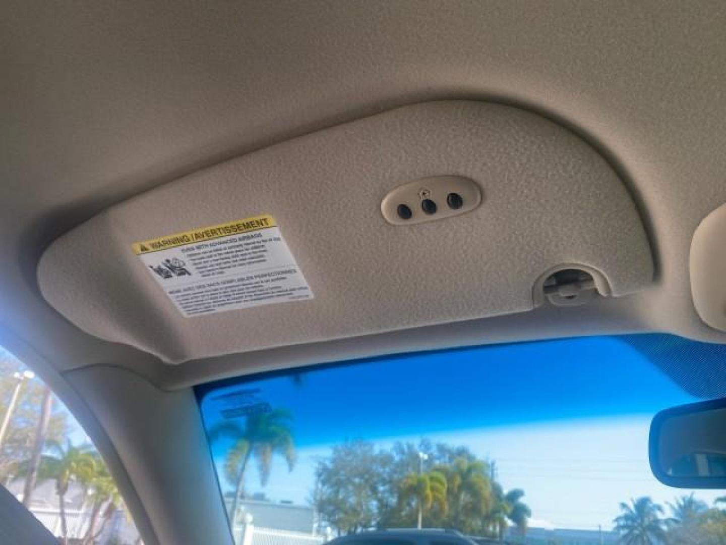 2008 Dark Blue Pearl Metallic /Light Camel Lincoln Town Car Limited LOW MILES 52,200 (2LNHM82V68X) with an 4.6L SOHC FFV V8 Engine engine, Automatic transmission, located at 4701 North Dixie Hwy, Pompano Beach, FL, 33064, (954) 422-2889, 26.240938, -80.123474 - OUR WEBPAGE FLORIDACARS1.COM HAS OVER 100 PHOTOS AND FREE CARFAX LINK 2008 LINCOLN TOWN CAR SIGNATURE LIMITED DARK BLUE PEARL METALLIC VIN: 2LNHM82V68X639586 2 L N H M 8 2 V 6 8 X 6 3 9 5 8 6 SEDAN 4 DR 4.6L V8 F SOHC FLEX FUEL 23 MPG REAR WHEEL DRIVE Features ABS Brakes Air Conditioning Alloy Wheel - Photo#62