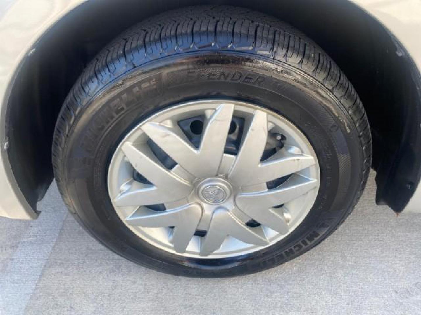 2010 Silver Pine Mica /Stone Toyota Sienna LE LOW MILES 41,871 1 OWNER 7 PASSENGER (5TDKK4CC9AS) with an 3.5L DOHC 24-Valve VVT-i V6 Engine engine, Automatic transmission, located at 4701 North Dixie Hwy, Pompano Beach, FL, 33064, (954) 422-2889, 26.240938, -80.123474 - OUR WEBPAGE FLORIDACARS1.COM HAS OVER 100 PHOTOS AND FREE CARFAX LINK 2010 TOYOTA SIENNA LE 7-PASSENGER 1 OWNER FLORIDA VIN: 5TDKK4CC9AS339371 5 T D K K 4 C C 9 A S 3 3 9 3 7 1 VAN 3.5L V6 F DOHC 24V GASOLINE 23 MPG FRONT WHEEL DRIVE Features ABS Brakes Air Conditioning AM/FM Stereo Automatic Transm - Photo#19