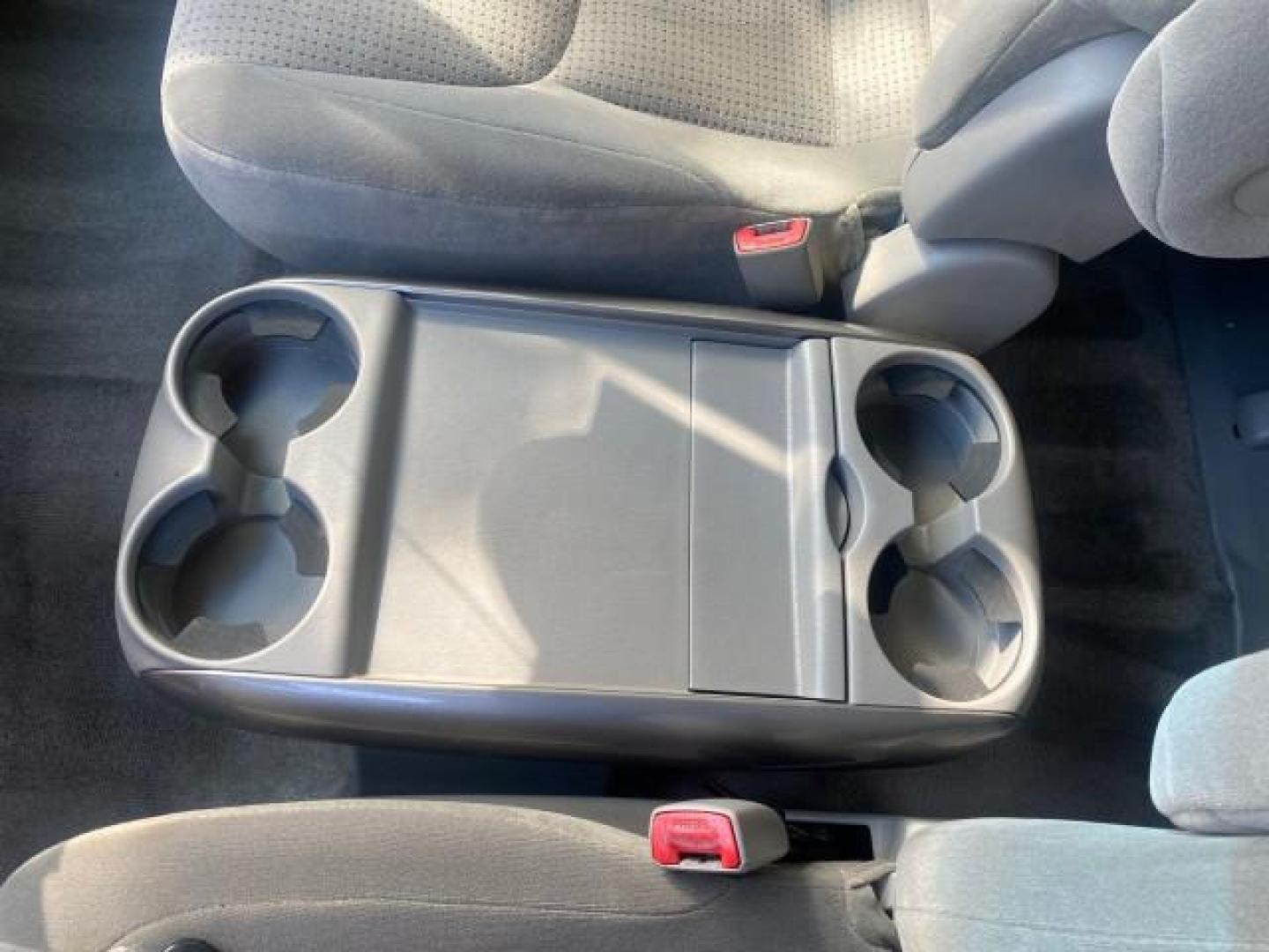 2010 Silver Pine Mica /Stone Toyota Sienna LE LOW MILES 41,871 1 OWNER 7 PASSENGER (5TDKK4CC9AS) with an 3.5L DOHC 24-Valve VVT-i V6 Engine engine, Automatic transmission, located at 4701 North Dixie Hwy, Pompano Beach, FL, 33064, (954) 422-2889, 26.240938, -80.123474 - OUR WEBPAGE FLORIDACARS1.COM HAS OVER 100 PHOTOS AND FREE CARFAX LINK 2010 TOYOTA SIENNA LE 7-PASSENGER 1 OWNER FLORIDA VIN: 5TDKK4CC9AS339371 5 T D K K 4 C C 9 A S 3 3 9 3 7 1 VAN 3.5L V6 F DOHC 24V GASOLINE 23 MPG FRONT WHEEL DRIVE Features ABS Brakes Air Conditioning AM/FM Stereo Automatic Transm - Photo#64