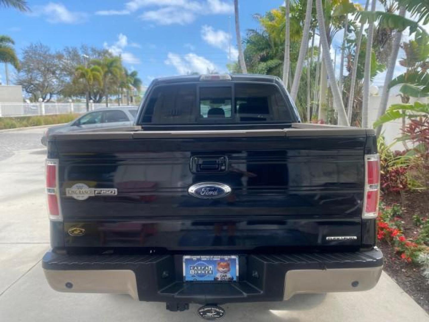 2013 Tuxedo Black Metallic /Chaparral w/Pale Adobe Interior Ford F-150 King Ranch LOW MILES 60,151 1 OWNER (1FTFW1CF6DK) with an 5.0L V8 FFV Engine engine, Automatic transmission, located at 4701 North Dixie Hwy, Pompano Beach, FL, 33064, (954) 422-2889, 26.240938, -80.123474 - OUR WEBPAGE FLORIDACARS1.COM HAS OVER 100 PHOTOS AND FREE CARFAX LINK 2013 FORD F-150 KING RANCH 1 OWNER FLORIDA SUNROOF LOADED VIN: 1FTFW1CF6DKF83375 1 F T F W 1 C F 6 D K F 8 3 3 7 5 CREW PICKUP 5.0L V8 F DOHC 32V FLEX FUEL 21 MPG REAR WHEEL DRIVE Features A/C Seat(s) ABS Brakes Air Conditioning A - Photo#36