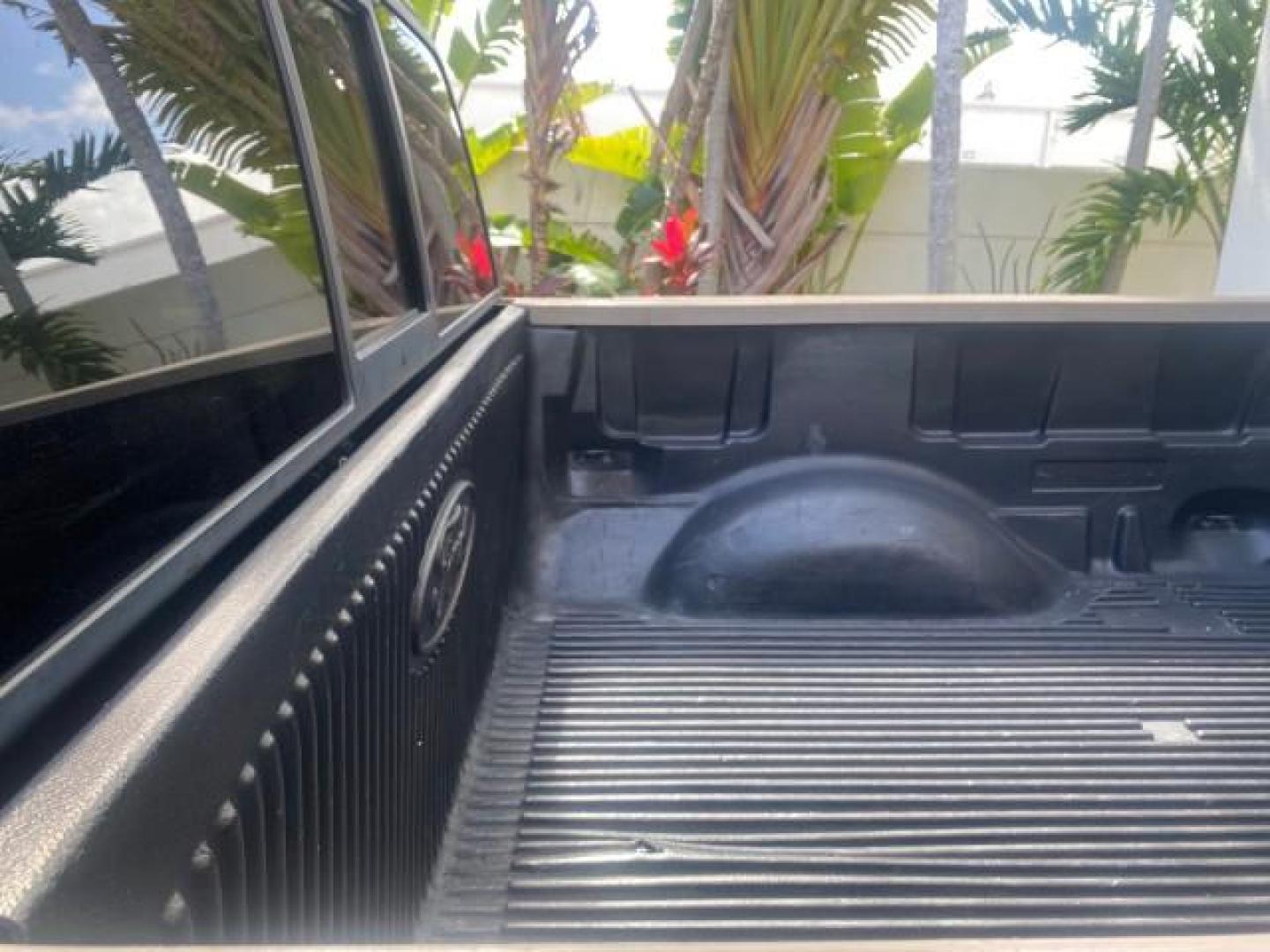 2013 Tuxedo Black Metallic /Chaparral w/Pale Adobe Interior Ford F-150 King Ranch LOW MILES 60,151 1 OWNER (1FTFW1CF6DK) with an 5.0L V8 FFV Engine engine, Automatic transmission, located at 4701 North Dixie Hwy, Pompano Beach, FL, 33064, (954) 422-2889, 26.240938, -80.123474 - OUR WEBPAGE FLORIDACARS1.COM HAS OVER 100 PHOTOS AND FREE CARFAX LINK 2013 FORD F-150 KING RANCH 1 OWNER FLORIDA SUNROOF LOADED VIN: 1FTFW1CF6DKF83375 1 F T F W 1 C F 6 D K F 8 3 3 7 5 CREW PICKUP 5.0L V8 F DOHC 32V FLEX FUEL 21 MPG REAR WHEEL DRIVE Features A/C Seat(s) ABS Brakes Air Conditioning A - Photo#98