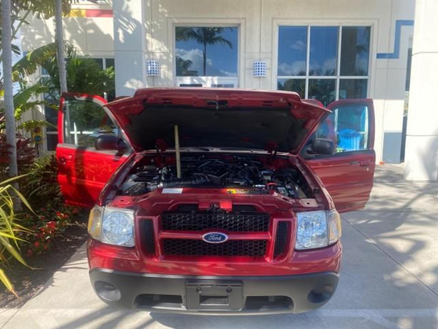 2005 Bright Red /Medium Dark Flint Ford Explorer Sport Trac PU XLS LOW MILES 72,457 (1FMZU67K85U) with an 4.0L SOHC V6 Engine engine, Automatic transmission, located at 4701 North Dixie Hwy, Pompano Beach, FL, 33064, (954) 422-2889, 26.240938, -80.123474 - OUR WEBPAGE FLORIDACARS1.COM HAS OVER 100 PHOTOS AND FREE CARFAX LINK 2005 FORD EXPLORER SPORT TRAC XLS PICKUP VIN: 1FMZU67K85UB51993 1 F M Z U 6 7 K 8 5 U B 5 1 9 9 3 SPORT PICKUP 4.0L V6 F FLEX FUEL 21 MPG REAR WHEEL DRIVE Features ABS Brakes Air Conditioning Alloy Wheels AM/FM Stereo Automatic Tr - Photo#17