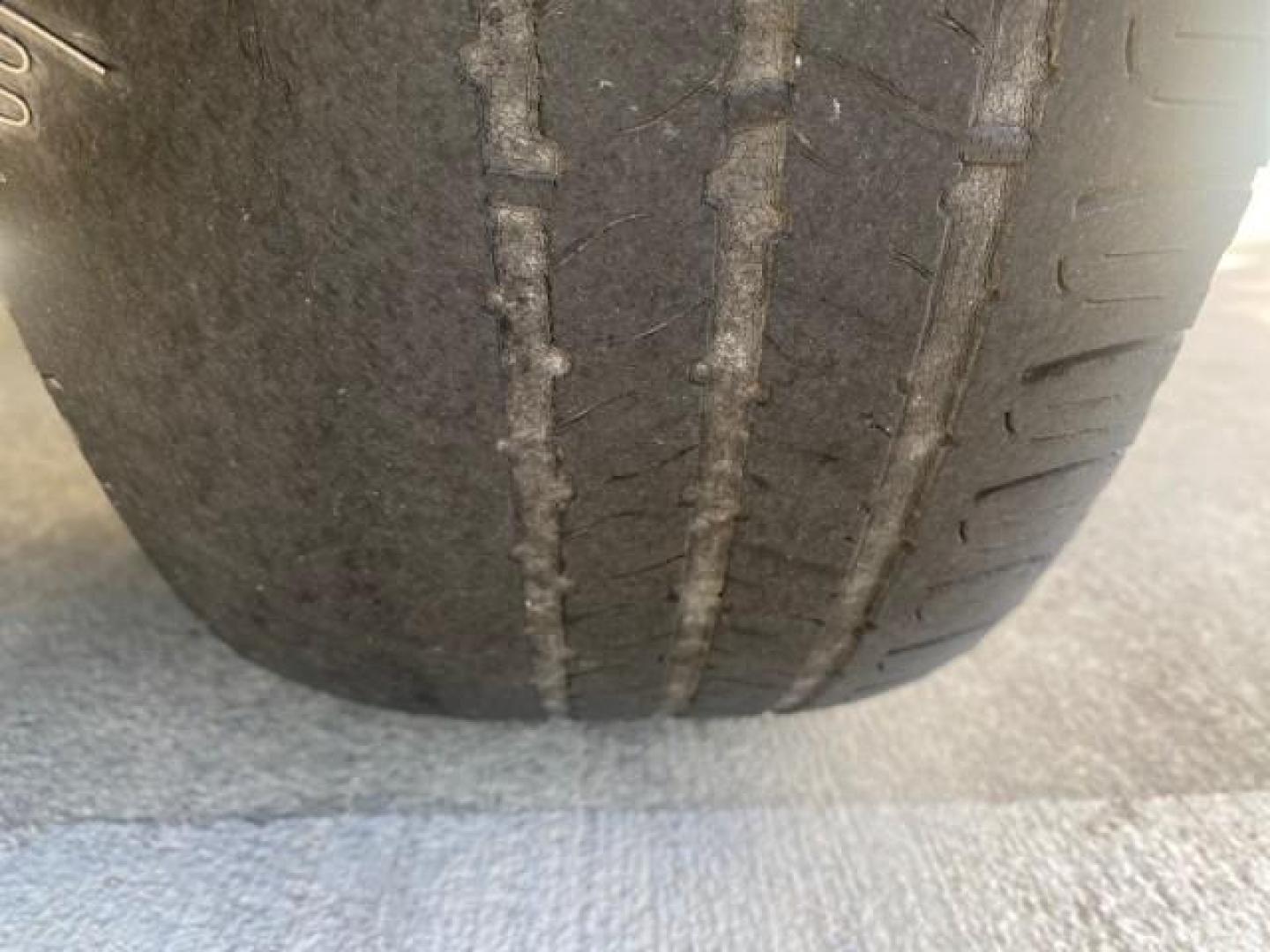 2005 Bright Red /Medium Dark Flint Ford Explorer Sport Trac PU XLS LOW MILES 72,457 (1FMZU67K85U) with an 4.0L SOHC V6 Engine engine, Automatic transmission, located at 4701 North Dixie Hwy, Pompano Beach, FL, 33064, (954) 422-2889, 26.240938, -80.123474 - OUR WEBPAGE FLORIDACARS1.COM HAS OVER 100 PHOTOS AND FREE CARFAX LINK 2005 FORD EXPLORER SPORT TRAC XLS PICKUP VIN: 1FMZU67K85UB51993 1 F M Z U 6 7 K 8 5 U B 5 1 9 9 3 SPORT PICKUP 4.0L V6 F FLEX FUEL 21 MPG REAR WHEEL DRIVE Features ABS Brakes Air Conditioning Alloy Wheels AM/FM Stereo Automatic Tr - Photo#20