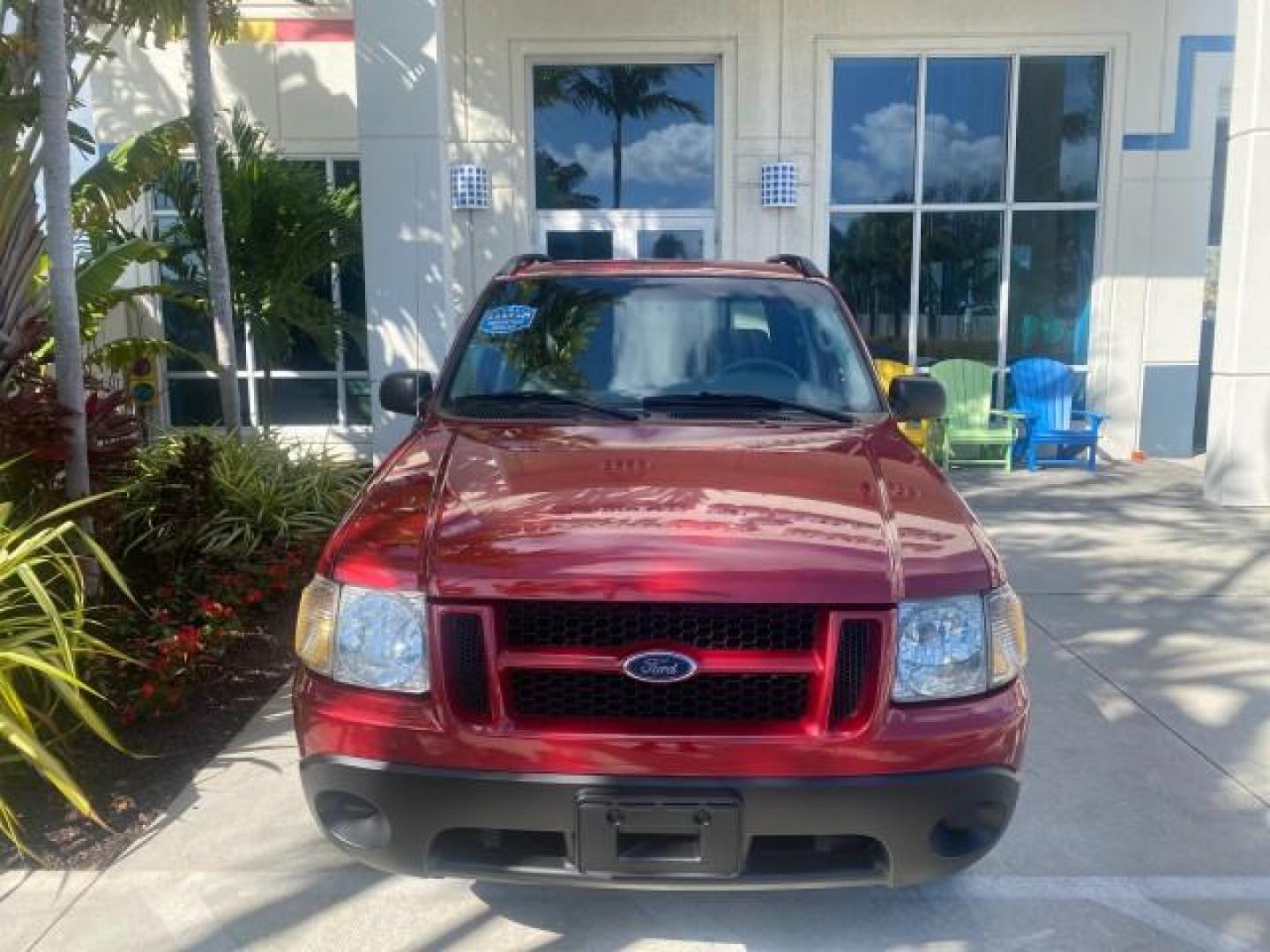 2005 Bright Red /Medium Dark Flint Ford Explorer Sport Trac PU XLS LOW MILES 72,457 (1FMZU67K85U) with an 4.0L SOHC V6 Engine engine, Automatic transmission, located at 4701 North Dixie Hwy, Pompano Beach, FL, 33064, (954) 422-2889, 26.240938, -80.123474 - OUR WEBPAGE FLORIDACARS1.COM HAS OVER 100 PHOTOS AND FREE CARFAX LINK 2005 FORD EXPLORER SPORT TRAC XLS PICKUP VIN: 1FMZU67K85UB51993 1 F M Z U 6 7 K 8 5 U B 5 1 9 9 3 SPORT PICKUP 4.0L V6 F FLEX FUEL 21 MPG REAR WHEEL DRIVE Features ABS Brakes Air Conditioning Alloy Wheels AM/FM Stereo Automatic Tr - Photo#27