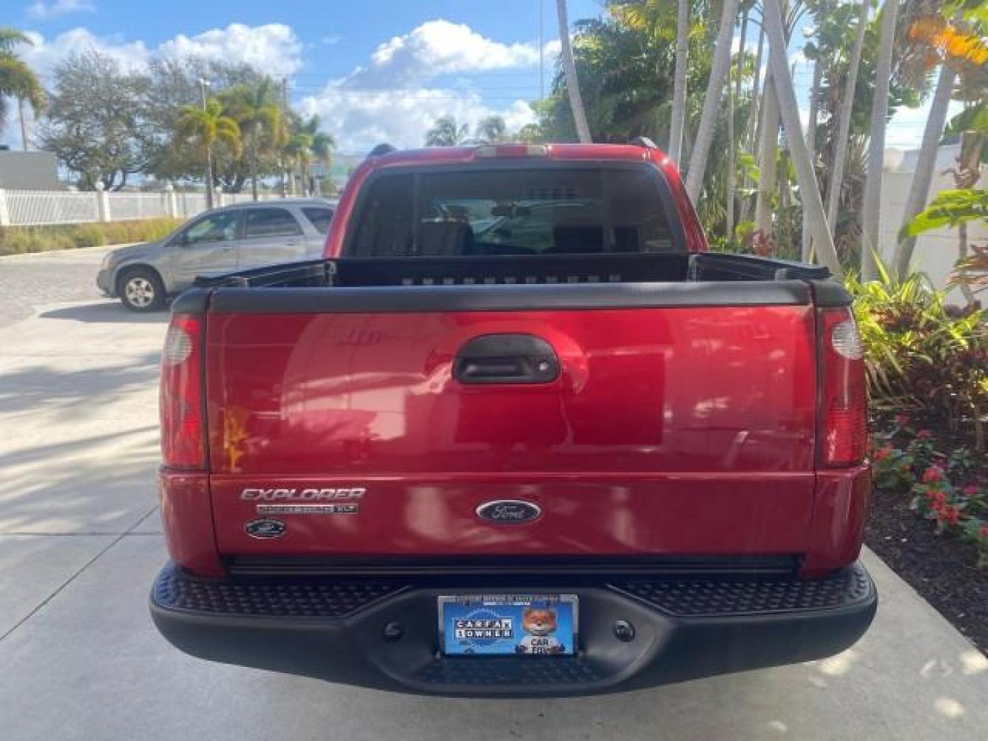 2005 Bright Red /Medium Dark Flint Ford Explorer Sport Trac PU XLS LOW MILES 72,457 (1FMZU67K85U) with an 4.0L SOHC V6 Engine engine, Automatic transmission, located at 4701 North Dixie Hwy, Pompano Beach, FL, 33064, (954) 422-2889, 26.240938, -80.123474 - OUR WEBPAGE FLORIDACARS1.COM HAS OVER 100 PHOTOS AND FREE CARFAX LINK 2005 FORD EXPLORER SPORT TRAC XLS PICKUP VIN: 1FMZU67K85UB51993 1 F M Z U 6 7 K 8 5 U B 5 1 9 9 3 SPORT PICKUP 4.0L V6 F FLEX FUEL 21 MPG REAR WHEEL DRIVE Features ABS Brakes Air Conditioning Alloy Wheels AM/FM Stereo Automatic Tr - Photo#35