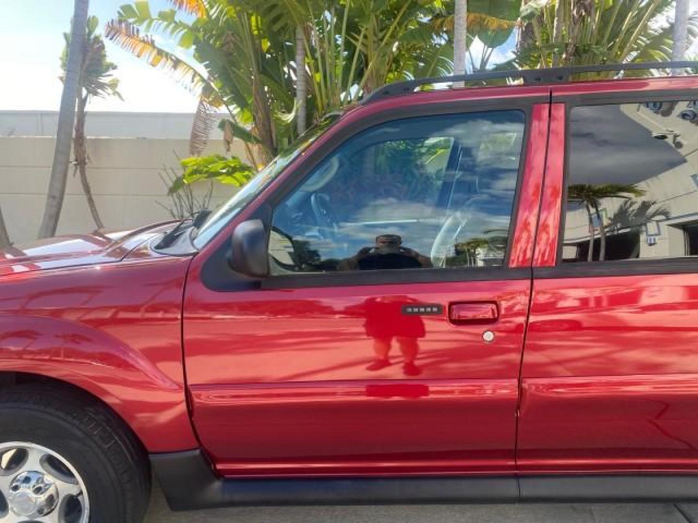 2005 Bright Red /Medium Dark Flint Ford Explorer Sport Trac PU XLS LOW MILES 72,457 (1FMZU67K85U) with an 4.0L SOHC V6 Engine engine, Automatic transmission, located at 4701 North Dixie Hwy, Pompano Beach, FL, 33064, (954) 422-2889, 26.240938, -80.123474 - OUR WEBPAGE FLORIDACARS1.COM HAS OVER 100 PHOTOS AND FREE CARFAX LINK 2005 FORD EXPLORER SPORT TRAC XLS PICKUP VIN: 1FMZU67K85UB51993 1 F M Z U 6 7 K 8 5 U B 5 1 9 9 3 SPORT PICKUP 4.0L V6 F FLEX FUEL 21 MPG REAR WHEEL DRIVE Features ABS Brakes Air Conditioning Alloy Wheels AM/FM Stereo Automatic Tr - Photo#37