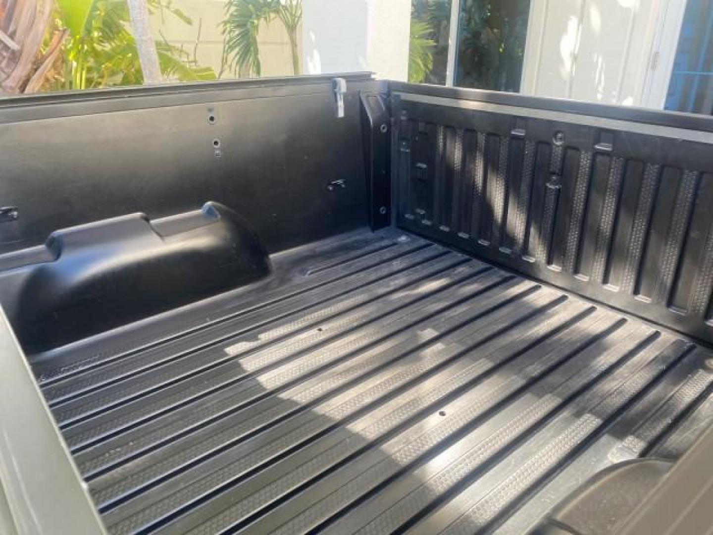 2005 Bright Red /Medium Dark Flint Ford Explorer Sport Trac PU XLS LOW MILES 72,457 (1FMZU67K85U) with an 4.0L SOHC V6 Engine engine, Automatic transmission, located at 4701 North Dixie Hwy, Pompano Beach, FL, 33064, (954) 422-2889, 26.240938, -80.123474 - OUR WEBPAGE FLORIDACARS1.COM HAS OVER 100 PHOTOS AND FREE CARFAX LINK 2005 FORD EXPLORER SPORT TRAC XLS PICKUP VIN: 1FMZU67K85UB51993 1 F M Z U 6 7 K 8 5 U B 5 1 9 9 3 SPORT PICKUP 4.0L V6 F FLEX FUEL 21 MPG REAR WHEEL DRIVE Features ABS Brakes Air Conditioning Alloy Wheels AM/FM Stereo Automatic Tr - Photo#84