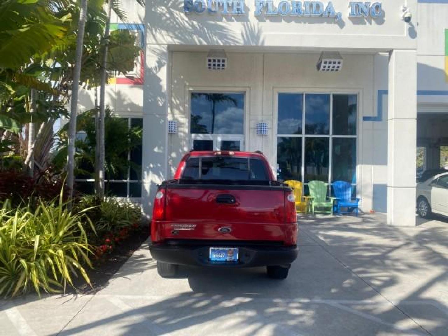 2005 Bright Red /Medium Dark Flint Ford Explorer Sport Trac PU XLS LOW MILES 72,457 (1FMZU67K85U) with an 4.0L SOHC V6 Engine engine, Automatic transmission, located at 4701 North Dixie Hwy, Pompano Beach, FL, 33064, (954) 422-2889, 26.240938, -80.123474 - OUR WEBPAGE FLORIDACARS1.COM HAS OVER 100 PHOTOS AND FREE CARFAX LINK 2005 FORD EXPLORER SPORT TRAC XLS PICKUP VIN: 1FMZU67K85UB51993 1 F M Z U 6 7 K 8 5 U B 5 1 9 9 3 SPORT PICKUP 4.0L V6 F FLEX FUEL 21 MPG REAR WHEEL DRIVE Features ABS Brakes Air Conditioning Alloy Wheels AM/FM Stereo Automatic Tr - Photo#95