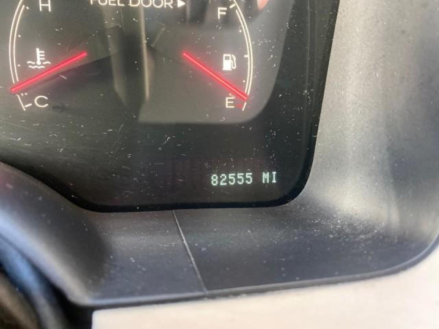 2003 Ceramic White /Light Parchment Lincoln Aviator Premium 4WD SUNROOF (5LMEU78H03Z) with an 4.6L DOHC 32-Valve V8 Engine engine, Automatic transmission, located at 4701 North Dixie Hwy, Pompano Beach, FL, 33064, (954) 422-2889, 26.240938, -80.123474 - OUR WEBPAGE FLORIDACARS1.COM HAS OVER 100 PHOTOS AND FREE CARFAX LINK 2003 LINCOLN AVIATOR PREMIUM 4WD SUNROOF $45,120 NEW TIRES LOOK VERY NICE VIN: 5LMEU78H03ZJ14425 5 L M E U 7 8 H 0 3 Z J 1 4 4 2 5 4 DOOR WAGON/SPORT UTILITY 4.6L V8 F DOHC GASOLINE 18 MPG REAR WHEEL DRIVE W/ 4X4 Features 4WD/AWD - Photo#18