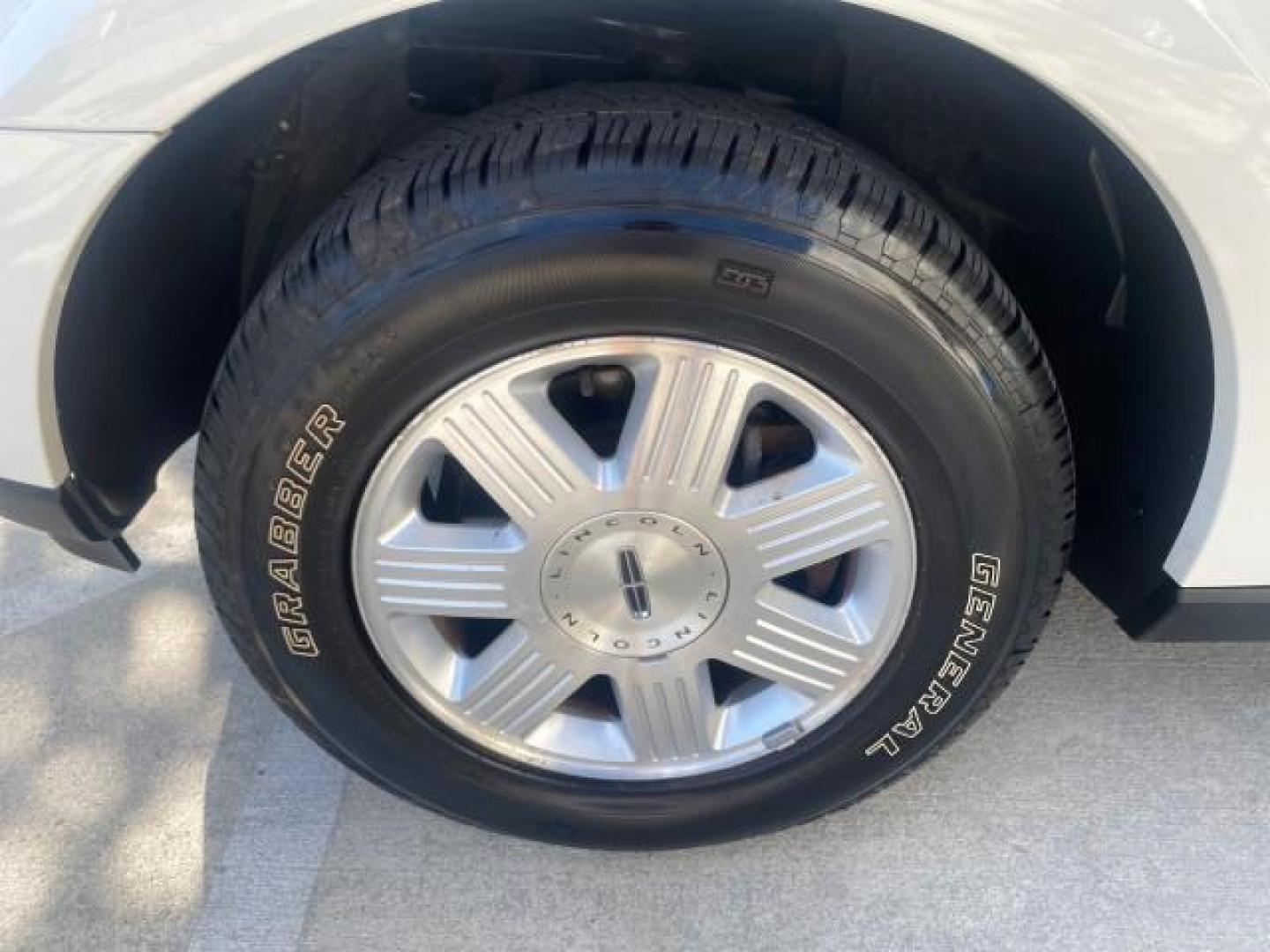2003 Ceramic White /Light Parchment Lincoln Aviator Premium 4WD SUNROOF (5LMEU78H03Z) with an 4.6L DOHC 32-Valve V8 Engine engine, Automatic transmission, located at 4701 North Dixie Hwy, Pompano Beach, FL, 33064, (954) 422-2889, 26.240938, -80.123474 - OUR WEBPAGE FLORIDACARS1.COM HAS OVER 100 PHOTOS AND FREE CARFAX LINK 2003 LINCOLN AVIATOR PREMIUM 4WD SUNROOF $45,120 NEW TIRES LOOK VERY NICE VIN: 5LMEU78H03ZJ14425 5 L M E U 7 8 H 0 3 Z J 1 4 4 2 5 4 DOOR WAGON/SPORT UTILITY 4.6L V8 F DOHC GASOLINE 18 MPG REAR WHEEL DRIVE W/ 4X4 Features 4WD/AWD - Photo#19
