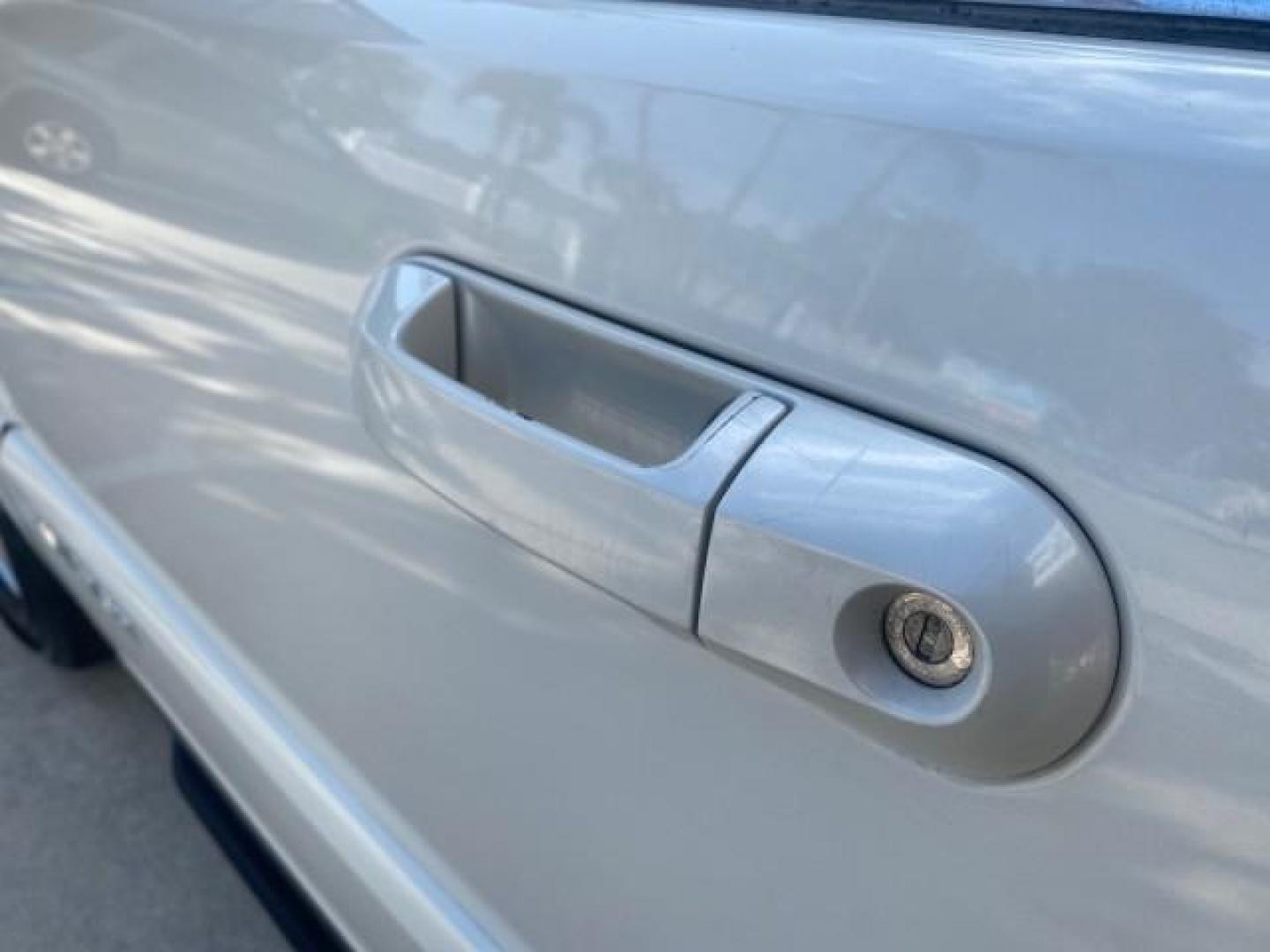 2003 Ceramic White /Light Parchment Lincoln Aviator Premium 4WD SUNROOF (5LMEU78H03Z) with an 4.6L DOHC 32-Valve V8 Engine engine, Automatic transmission, located at 4701 North Dixie Hwy, Pompano Beach, FL, 33064, (954) 422-2889, 26.240938, -80.123474 - OUR WEBPAGE FLORIDACARS1.COM HAS OVER 100 PHOTOS AND FREE CARFAX LINK 2003 LINCOLN AVIATOR PREMIUM 4WD SUNROOF $45,120 NEW TIRES LOOK VERY NICE VIN: 5LMEU78H03ZJ14425 5 L M E U 7 8 H 0 3 Z J 1 4 4 2 5 4 DOOR WAGON/SPORT UTILITY 4.6L V8 F DOHC GASOLINE 18 MPG REAR WHEEL DRIVE W/ 4X4 Features 4WD/AWD - Photo#38