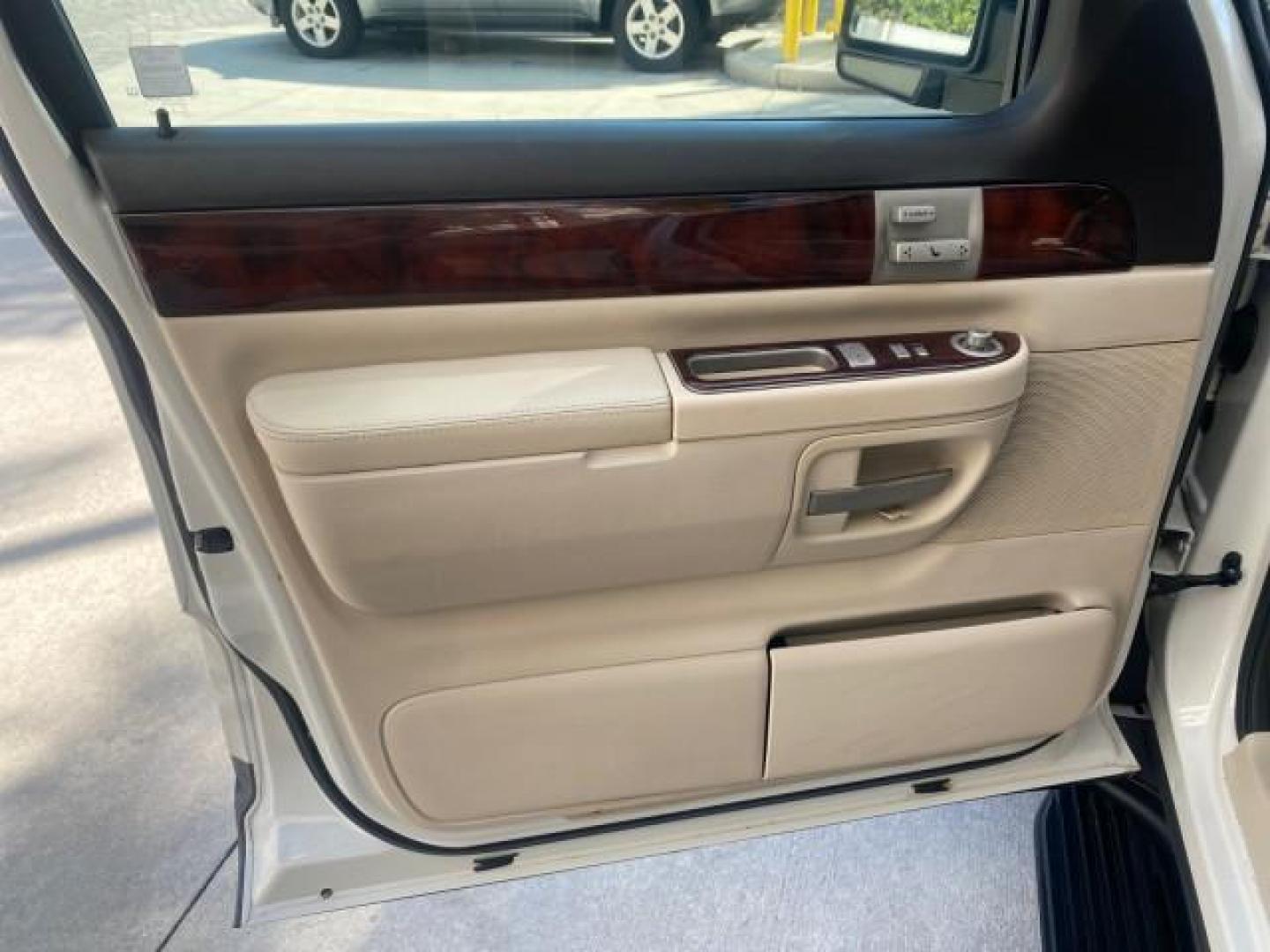 2003 Ceramic White /Light Parchment Lincoln Aviator Premium 4WD SUNROOF (5LMEU78H03Z) with an 4.6L DOHC 32-Valve V8 Engine engine, Automatic transmission, located at 4701 North Dixie Hwy, Pompano Beach, FL, 33064, (954) 422-2889, 26.240938, -80.123474 - OUR WEBPAGE FLORIDACARS1.COM HAS OVER 100 PHOTOS AND FREE CARFAX LINK 2003 LINCOLN AVIATOR PREMIUM 4WD SUNROOF $45,120 NEW TIRES LOOK VERY NICE VIN: 5LMEU78H03ZJ14425 5 L M E U 7 8 H 0 3 Z J 1 4 4 2 5 4 DOOR WAGON/SPORT UTILITY 4.6L V8 F DOHC GASOLINE 18 MPG REAR WHEEL DRIVE W/ 4X4 Features 4WD/AWD - Photo#44