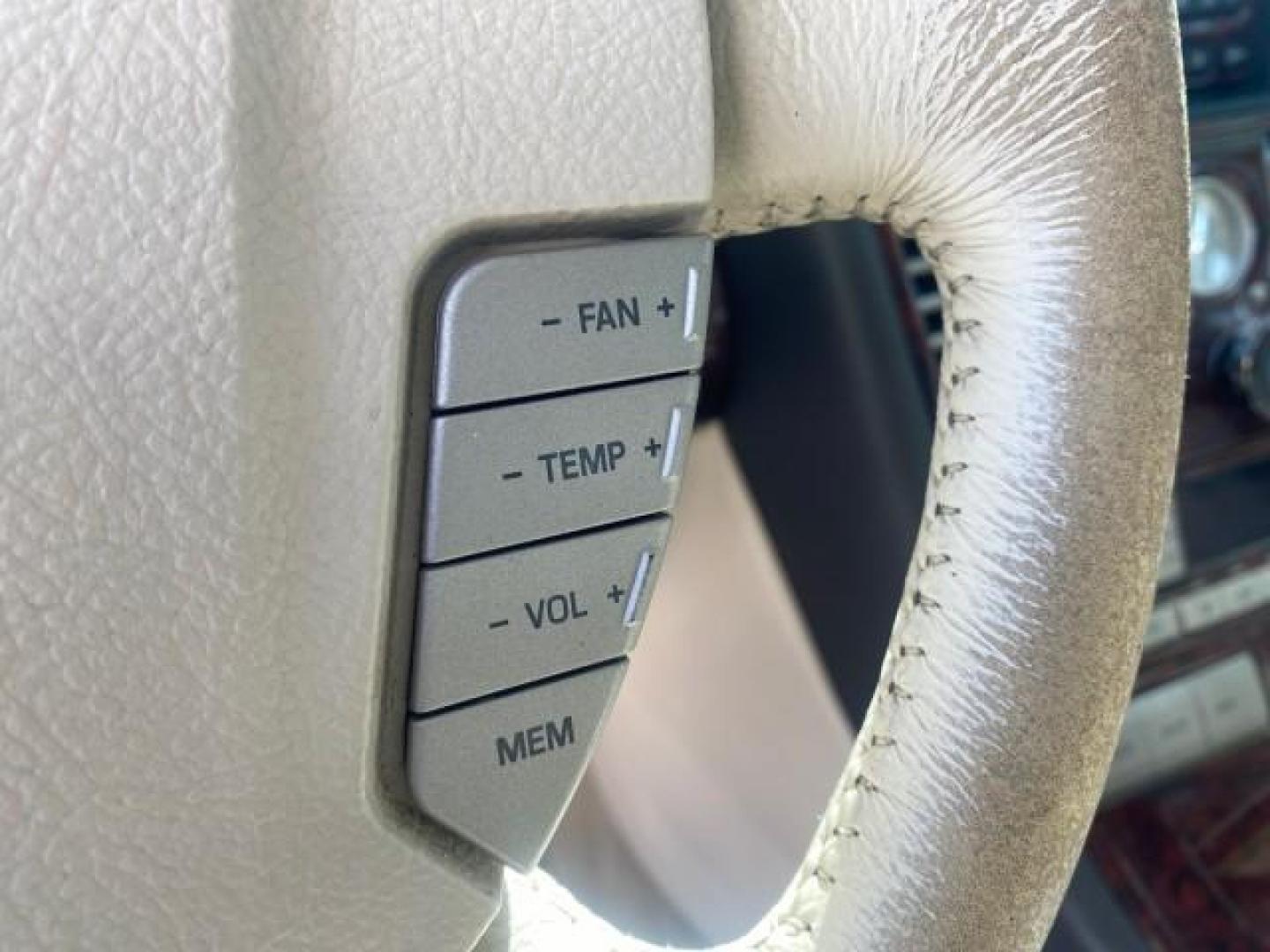 2003 Ceramic White /Light Parchment Lincoln Aviator Premium 4WD SUNROOF (5LMEU78H03Z) with an 4.6L DOHC 32-Valve V8 Engine engine, Automatic transmission, located at 4701 North Dixie Hwy, Pompano Beach, FL, 33064, (954) 422-2889, 26.240938, -80.123474 - OUR WEBPAGE FLORIDACARS1.COM HAS OVER 100 PHOTOS AND FREE CARFAX LINK 2003 LINCOLN AVIATOR PREMIUM 4WD SUNROOF $45,120 NEW TIRES LOOK VERY NICE VIN: 5LMEU78H03ZJ14425 5 L M E U 7 8 H 0 3 Z J 1 4 4 2 5 4 DOOR WAGON/SPORT UTILITY 4.6L V8 F DOHC GASOLINE 18 MPG REAR WHEEL DRIVE W/ 4X4 Features 4WD/AWD - Photo#54