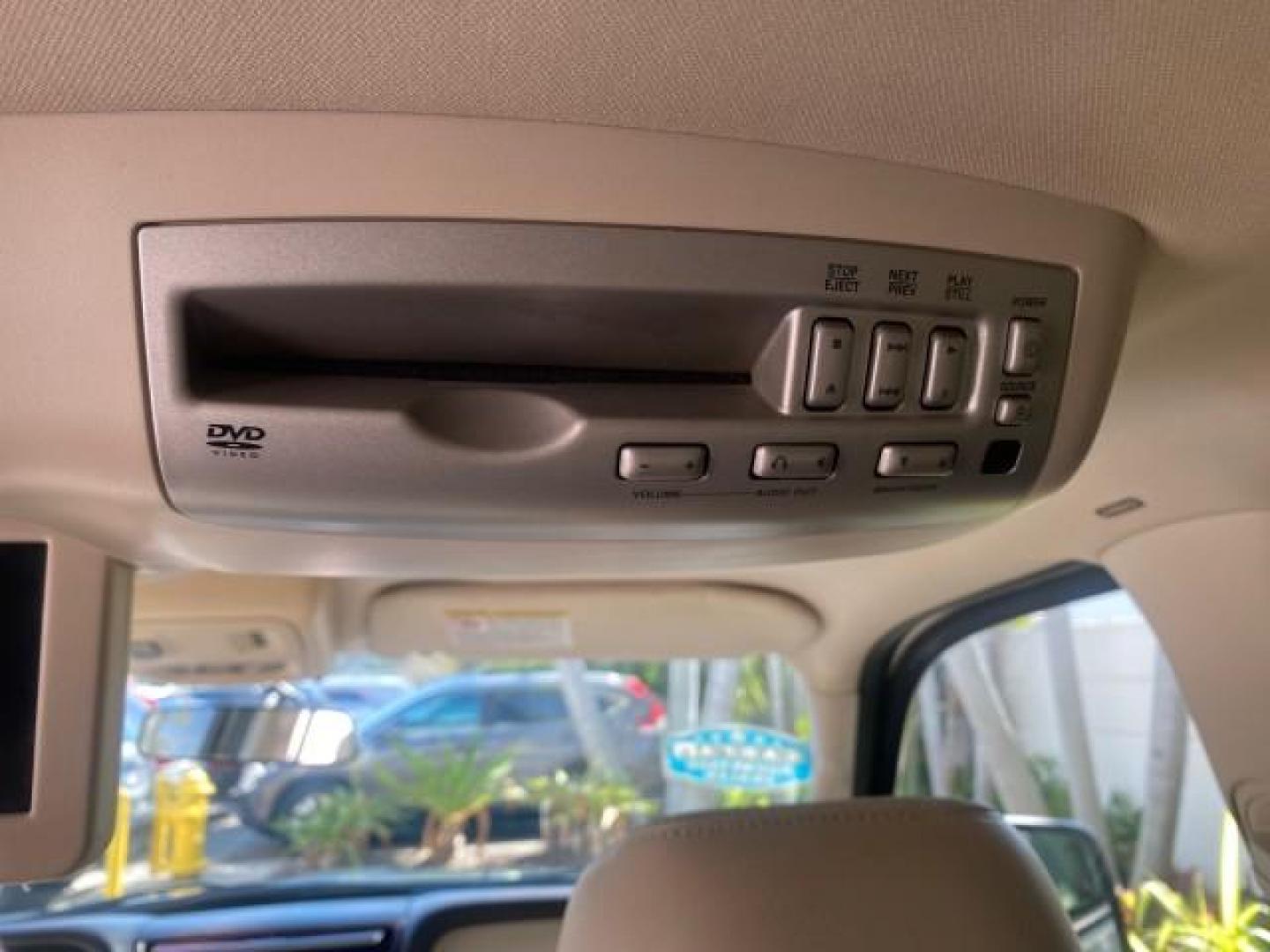 2003 Ceramic White /Light Parchment Lincoln Aviator Premium 4WD SUNROOF (5LMEU78H03Z) with an 4.6L DOHC 32-Valve V8 Engine engine, Automatic transmission, located at 4701 North Dixie Hwy, Pompano Beach, FL, 33064, (954) 422-2889, 26.240938, -80.123474 - OUR WEBPAGE FLORIDACARS1.COM HAS OVER 100 PHOTOS AND FREE CARFAX LINK 2003 LINCOLN AVIATOR PREMIUM 4WD SUNROOF $45,120 NEW TIRES LOOK VERY NICE VIN: 5LMEU78H03ZJ14425 5 L M E U 7 8 H 0 3 Z J 1 4 4 2 5 4 DOOR WAGON/SPORT UTILITY 4.6L V8 F DOHC GASOLINE 18 MPG REAR WHEEL DRIVE W/ 4X4 Features 4WD/AWD - Photo#93