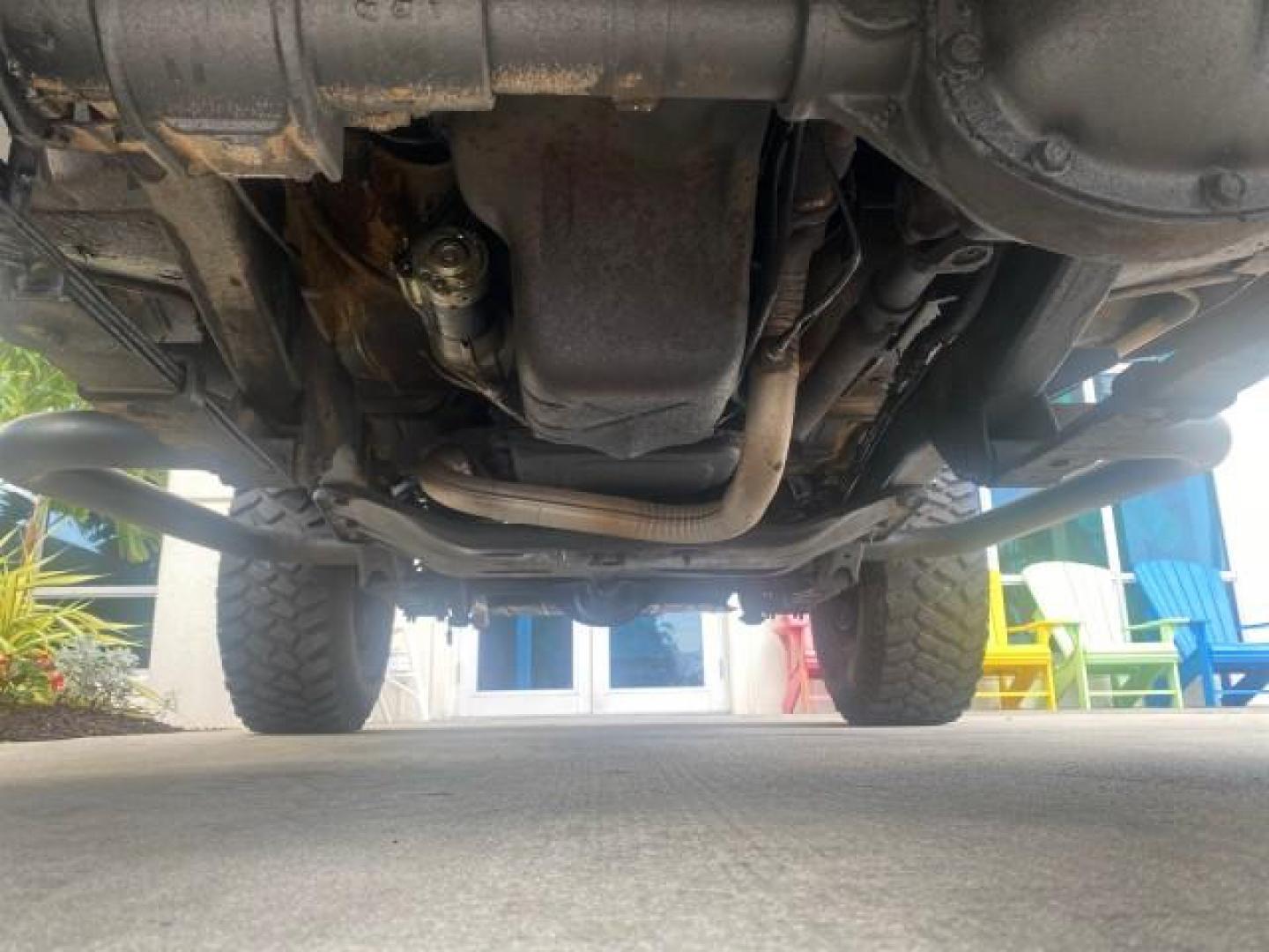 1994 Black /Gray Jeep Wrangler 4.0 6 CYL SE LOW MILES 87,813 (1J4FY29S8RP) with an 4.0L Straight 6-Cyl Engine engine, Automatic transmission, located at 4701 North Dixie Hwy, Pompano Beach, FL, 33064, (954) 422-2889, 26.240938, -80.123474 - OUR WEBPAGE FLORIDACARS1.COM HAS OVER 100 PHOTOS AND FREE CARFAX LINK 1994 JEEP WRANGLER SE AUTO AC BRAND NEW TOP WITH HARDWARE $ 2000 VALUE INCLUDED VIN: 1J4FY29S8RP433289 1 J 4 F Y 2 9 S 8 R P 4 3 3 2 8 9 UTILITY (BLAZER, JIMMY, SCOUT, ETC.) 4.0L I6 F GASOLINE REAR WHEEL DRIVE W/ 4X4 Features ABS - Photo#21