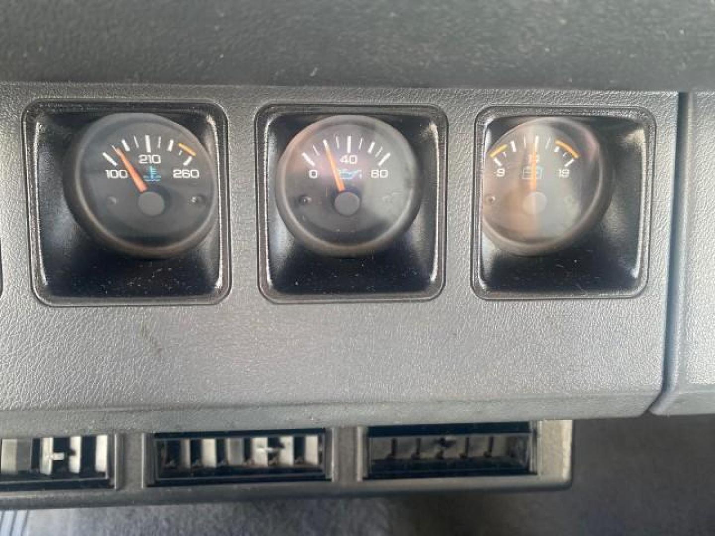 1994 Black /Gray Jeep Wrangler 4.0 6 CYL SE LOW MILES 87,813 (1J4FY29S8RP) with an 4.0L Straight 6-Cyl Engine engine, Automatic transmission, located at 4701 North Dixie Hwy, Pompano Beach, FL, 33064, (954) 422-2889, 26.240938, -80.123474 - OUR WEBPAGE FLORIDACARS1.COM HAS OVER 100 PHOTOS AND FREE CARFAX LINK 1994 JEEP WRANGLER SE AUTO AC BRAND NEW TOP WITH HARDWARE $ 2000 VALUE INCLUDED VIN: 1J4FY29S8RP433289 1 J 4 F Y 2 9 S 8 R P 4 3 3 2 8 9 UTILITY (BLAZER, JIMMY, SCOUT, ETC.) 4.0L I6 F GASOLINE REAR WHEEL DRIVE W/ 4X4 Features ABS - Photo#71