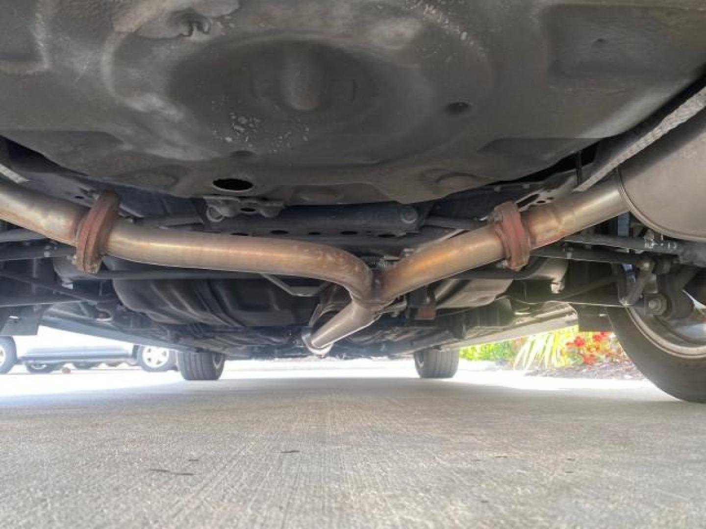 2007 Desert Sand Mica /Graphite Toyota Avalon XL Limited LOW MILES 73,237 (4T1BK36BX7U) with an 3.5L DOHC EFI 24-Valve V6 Engine engine, Automatic transmission, located at 4701 North Dixie Hwy, Pompano Beach, FL, 33064, (954) 422-2889, 26.240938, -80.123474 - OUR WEBPAGE FLORIDACARS1.COM HAS OVER 100 PHOTOS AND FREE CARFAX LINK 2007 TOYOTA AVALON XL LIMITED SUNROOF LEATHER LOADED NEW $34,065 VIN: 4T1BK36BX7U252561 4 T 1 B K 3 6 B X 7 U 2 5 2 5 6 1 SEDAN 4 DR 3.5L V6 F DOHC 24V GASOLINE 28 MPG FRONT WHEEL DRIVE Features A/C Seat(s) ABS Brakes Air Conditio - Photo#22