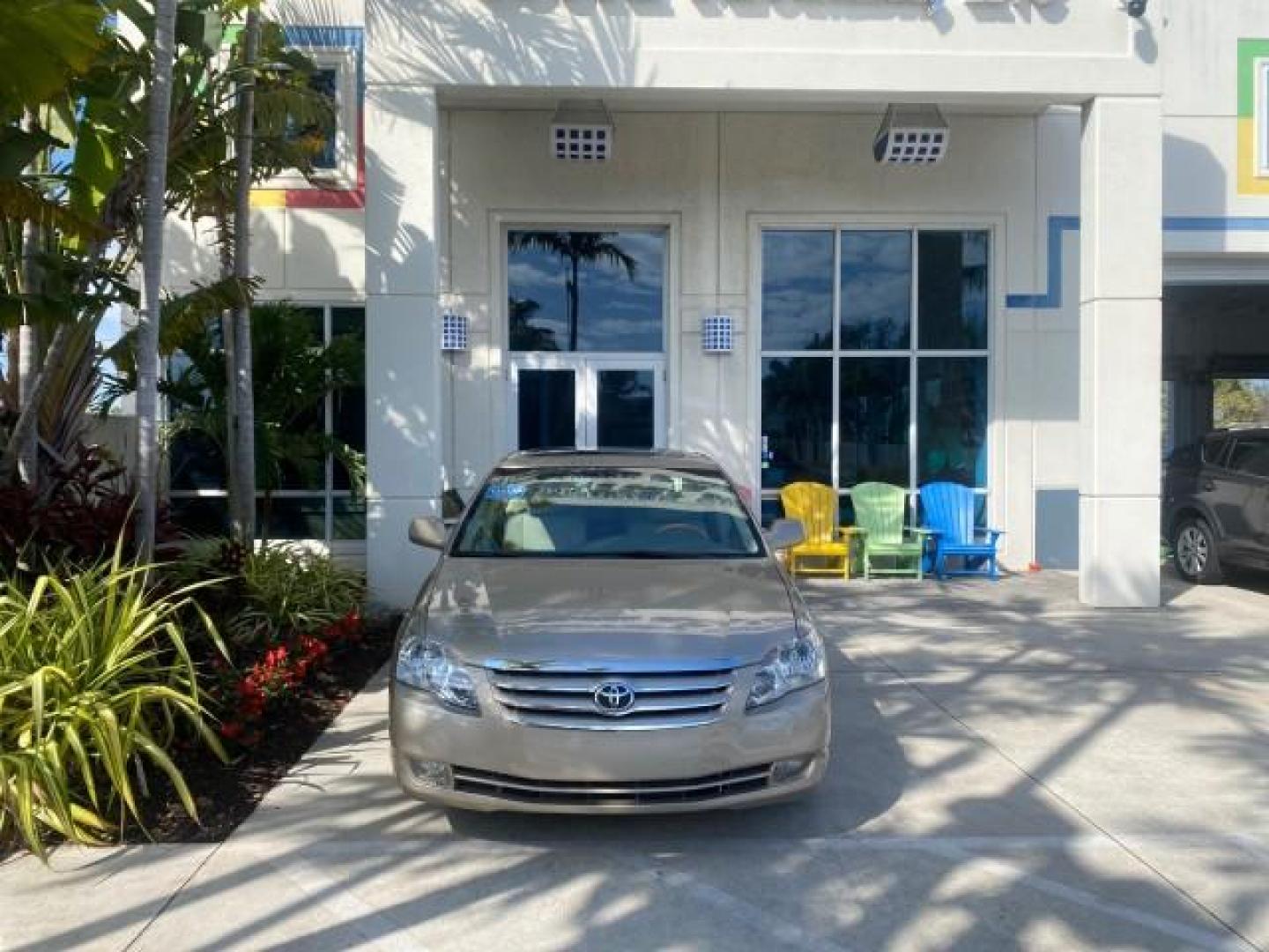 2007 Desert Sand Mica /Graphite Toyota Avalon XL Limited LOW MILES 73,237 (4T1BK36BX7U) with an 3.5L DOHC EFI 24-Valve V6 Engine engine, Automatic transmission, located at 4701 North Dixie Hwy, Pompano Beach, FL, 33064, (954) 422-2889, 26.240938, -80.123474 - OUR WEBPAGE FLORIDACARS1.COM HAS OVER 100 PHOTOS AND FREE CARFAX LINK 2007 TOYOTA AVALON XL LIMITED SUNROOF LEATHER LOADED NEW $34,065 VIN: 4T1BK36BX7U252561 4 T 1 B K 3 6 B X 7 U 2 5 2 5 6 1 SEDAN 4 DR 3.5L V6 F DOHC 24V GASOLINE 28 MPG FRONT WHEEL DRIVE Features A/C Seat(s) ABS Brakes Air Conditio - Photo#26
