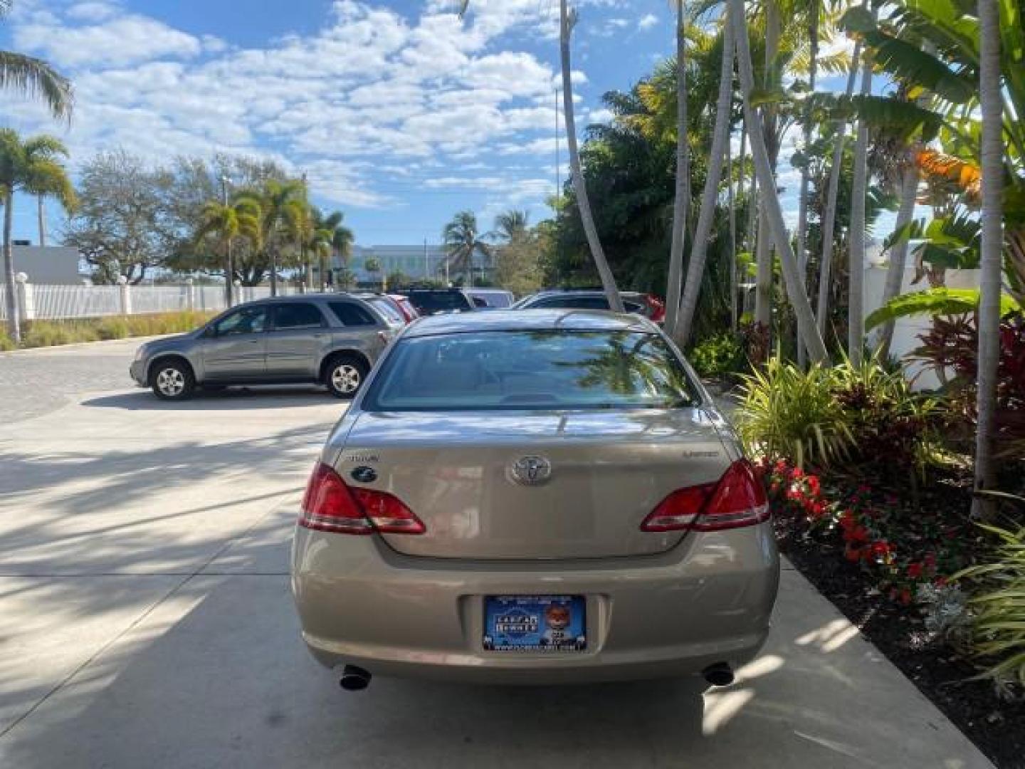 2007 Desert Sand Mica /Graphite Toyota Avalon XL Limited LOW MILES 73,237 (4T1BK36BX7U) with an 3.5L DOHC EFI 24-Valve V6 Engine engine, Automatic transmission, located at 4701 North Dixie Hwy, Pompano Beach, FL, 33064, (954) 422-2889, 26.240938, -80.123474 - OUR WEBPAGE FLORIDACARS1.COM HAS OVER 100 PHOTOS AND FREE CARFAX LINK 2007 TOYOTA AVALON XL LIMITED SUNROOF LEATHER LOADED NEW $34,065 VIN: 4T1BK36BX7U252561 4 T 1 B K 3 6 B X 7 U 2 5 2 5 6 1 SEDAN 4 DR 3.5L V6 F DOHC 24V GASOLINE 28 MPG FRONT WHEEL DRIVE Features A/C Seat(s) ABS Brakes Air Conditio - Photo#34