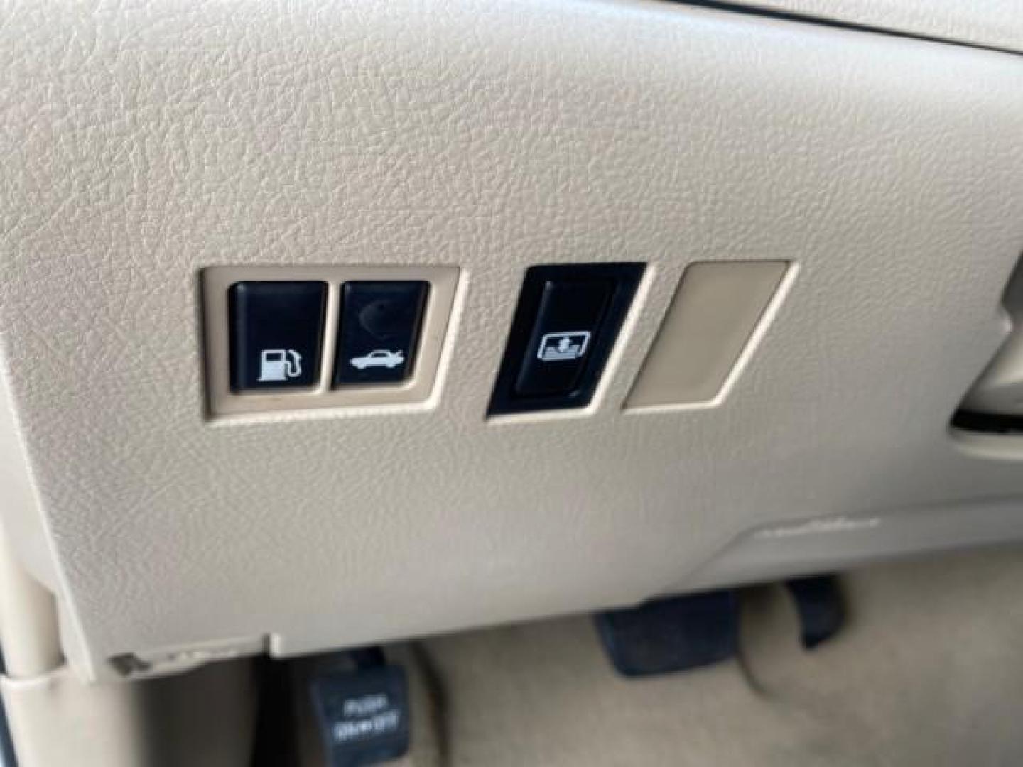 2007 Desert Sand Mica /Graphite Toyota Avalon XL Limited LOW MILES 73,237 (4T1BK36BX7U) with an 3.5L DOHC EFI 24-Valve V6 Engine engine, Automatic transmission, located at 4701 North Dixie Hwy, Pompano Beach, FL, 33064, (954) 422-2889, 26.240938, -80.123474 - OUR WEBPAGE FLORIDACARS1.COM HAS OVER 100 PHOTOS AND FREE CARFAX LINK 2007 TOYOTA AVALON XL LIMITED SUNROOF LEATHER LOADED NEW $34,065 VIN: 4T1BK36BX7U252561 4 T 1 B K 3 6 B X 7 U 2 5 2 5 6 1 SEDAN 4 DR 3.5L V6 F DOHC 24V GASOLINE 28 MPG FRONT WHEEL DRIVE Features A/C Seat(s) ABS Brakes Air Conditio - Photo#56