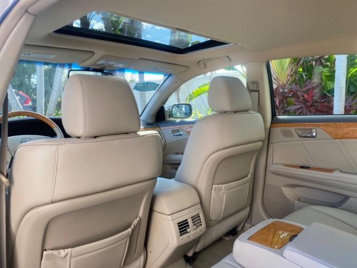 2007 Desert Sand Mica /Graphite Toyota Avalon XL Limited LOW MILES 73,237 (4T1BK36BX7U) with an 3.5L DOHC EFI 24-Valve V6 Engine engine, Automatic transmission, located at 4701 North Dixie Hwy, Pompano Beach, FL, 33064, (954) 422-2889, 26.240938, -80.123474 - OUR WEBPAGE FLORIDACARS1.COM HAS OVER 100 PHOTOS AND FREE CARFAX LINK 2007 TOYOTA AVALON XL LIMITED SUNROOF LEATHER LOADED NEW $34,065 VIN: 4T1BK36BX7U252561 4 T 1 B K 3 6 B X 7 U 2 5 2 5 6 1 SEDAN 4 DR 3.5L V6 F DOHC 24V GASOLINE 28 MPG FRONT WHEEL DRIVE Features A/C Seat(s) ABS Brakes Air Conditio - Photo#87