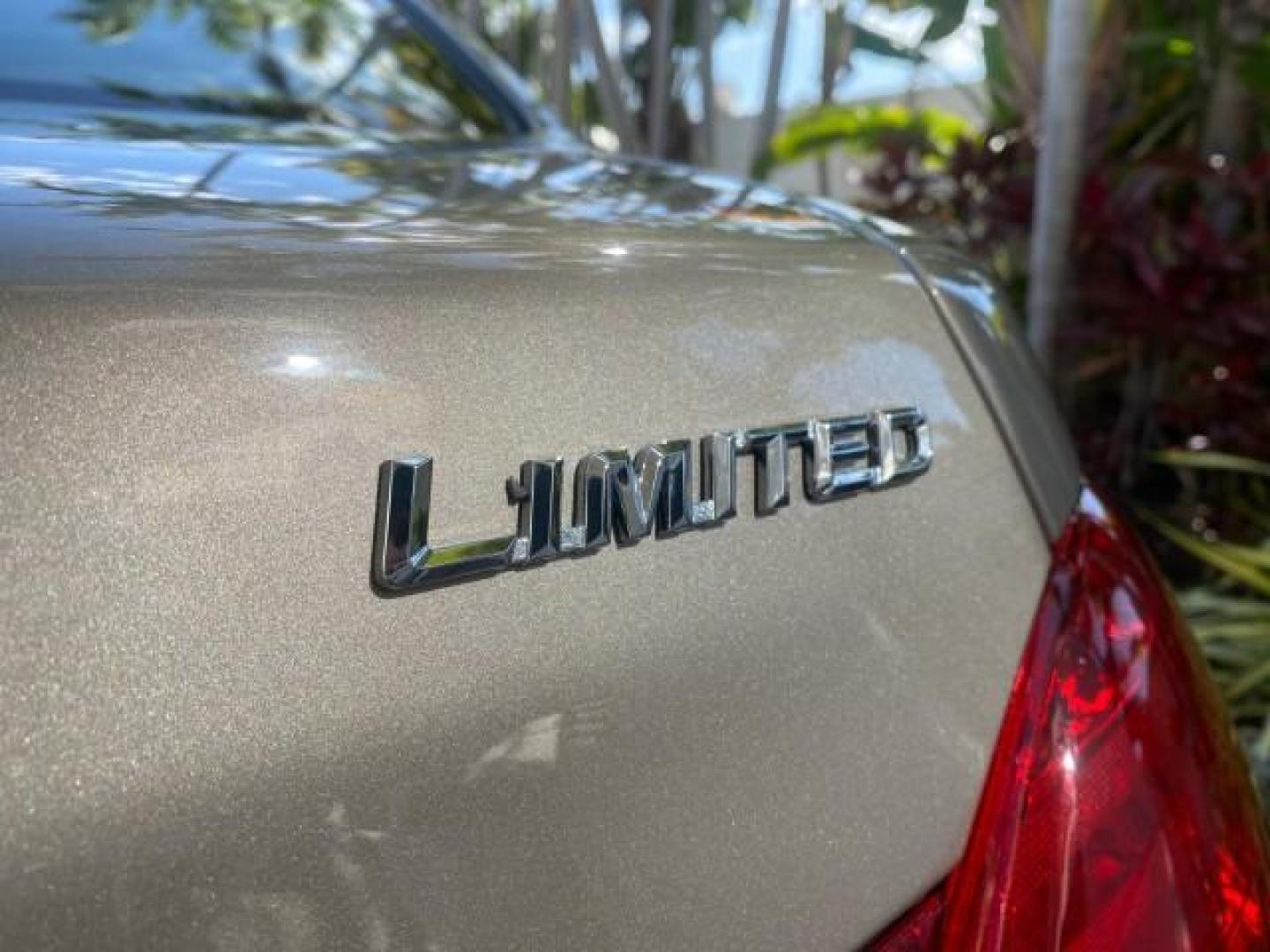2007 Desert Sand Mica /Graphite Toyota Avalon XL Limited LOW MILES 73,237 (4T1BK36BX7U) with an 3.5L DOHC EFI 24-Valve V6 Engine engine, Automatic transmission, located at 4701 North Dixie Hwy, Pompano Beach, FL, 33064, (954) 422-2889, 26.240938, -80.123474 - OUR WEBPAGE FLORIDACARS1.COM HAS OVER 100 PHOTOS AND FREE CARFAX LINK 2007 TOYOTA AVALON XL LIMITED SUNROOF LEATHER LOADED NEW $34,065 VIN: 4T1BK36BX7U252561 4 T 1 B K 3 6 B X 7 U 2 5 2 5 6 1 SEDAN 4 DR 3.5L V6 F DOHC 24V GASOLINE 28 MPG FRONT WHEEL DRIVE Features A/C Seat(s) ABS Brakes Air Conditio - Photo#99