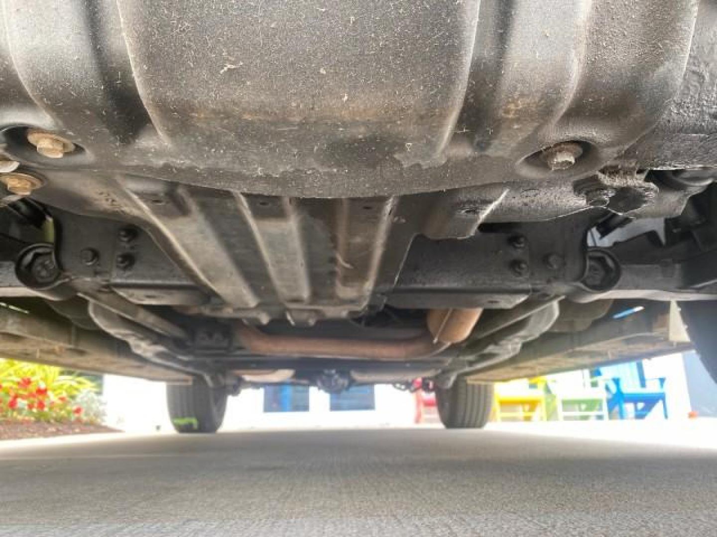 2002 White Diamond /Pewter Cadillac Escalade LOW MILES 67,881 1 OWNER (1GYEC63T92R) with an 5.3L Vortec 1000 SFI V8 Engine engine, Automatic transmission, located at 4701 North Dixie Hwy, Pompano Beach, FL, 33064, (954) 422-2889, 26.240938, -80.123474 - OUR WEBPAGE FLORIDACARS1.COM HAS OVER 100 PHOTOS AND FREE CARFAX LINK 2002 CADILLAC ESCALADE 1 OWNER SUNROOF WHITE DIAMOND PEARL NEW $48,735 VIN: 1GYEC63T92R185082 1 G Y E C 6 3 T 9 2 R 1 8 5 0 8 2 4 DOOR WAGON/SPORT UTILITY 5.3L V8 F GASOLINE 18 MPG REAR WHEEL DRIVE Features ABS Brakes Air Conditio - Photo#21