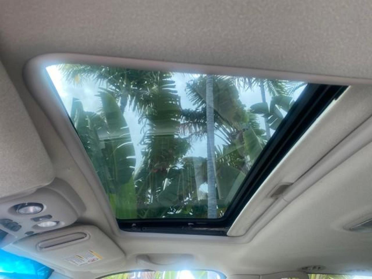 2002 White Diamond /Pewter Cadillac Escalade LOW MILES 67,881 1 OWNER (1GYEC63T92R) with an 5.3L Vortec 1000 SFI V8 Engine engine, Automatic transmission, located at 4701 North Dixie Hwy, Pompano Beach, FL, 33064, (954) 422-2889, 26.240938, -80.123474 - OUR WEBPAGE FLORIDACARS1.COM HAS OVER 100 PHOTOS AND FREE CARFAX LINK 2002 CADILLAC ESCALADE 1 OWNER SUNROOF WHITE DIAMOND PEARL NEW $48,735 VIN: 1GYEC63T92R185082 1 G Y E C 6 3 T 9 2 R 1 8 5 0 8 2 4 DOOR WAGON/SPORT UTILITY 5.3L V8 F GASOLINE 18 MPG REAR WHEEL DRIVE Features ABS Brakes Air Conditio - Photo#71