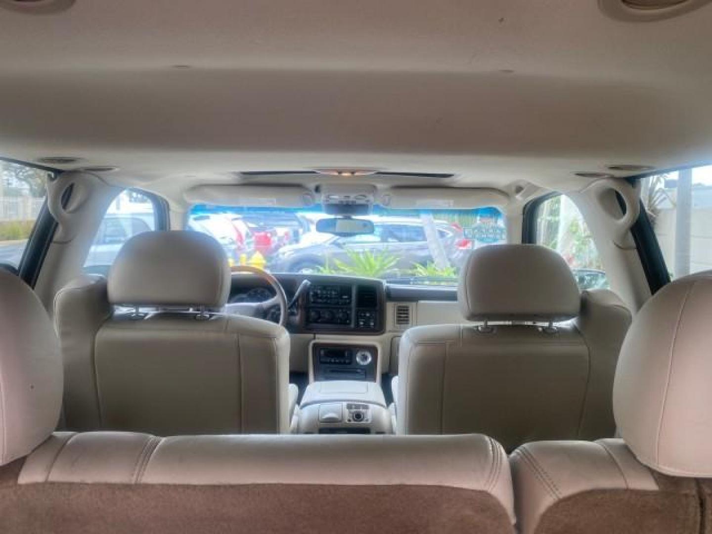 2002 White Diamond /Pewter Cadillac Escalade LOW MILES 67,881 1 OWNER (1GYEC63T92R) with an 5.3L Vortec 1000 SFI V8 Engine engine, Automatic transmission, located at 4701 North Dixie Hwy, Pompano Beach, FL, 33064, (954) 422-2889, 26.240938, -80.123474 - OUR WEBPAGE FLORIDACARS1.COM HAS OVER 100 PHOTOS AND FREE CARFAX LINK 2002 CADILLAC ESCALADE 1 OWNER SUNROOF WHITE DIAMOND PEARL NEW $48,735 VIN: 1GYEC63T92R185082 1 G Y E C 6 3 T 9 2 R 1 8 5 0 8 2 4 DOOR WAGON/SPORT UTILITY 5.3L V8 F GASOLINE 18 MPG REAR WHEEL DRIVE Features ABS Brakes Air Conditio - Photo#99