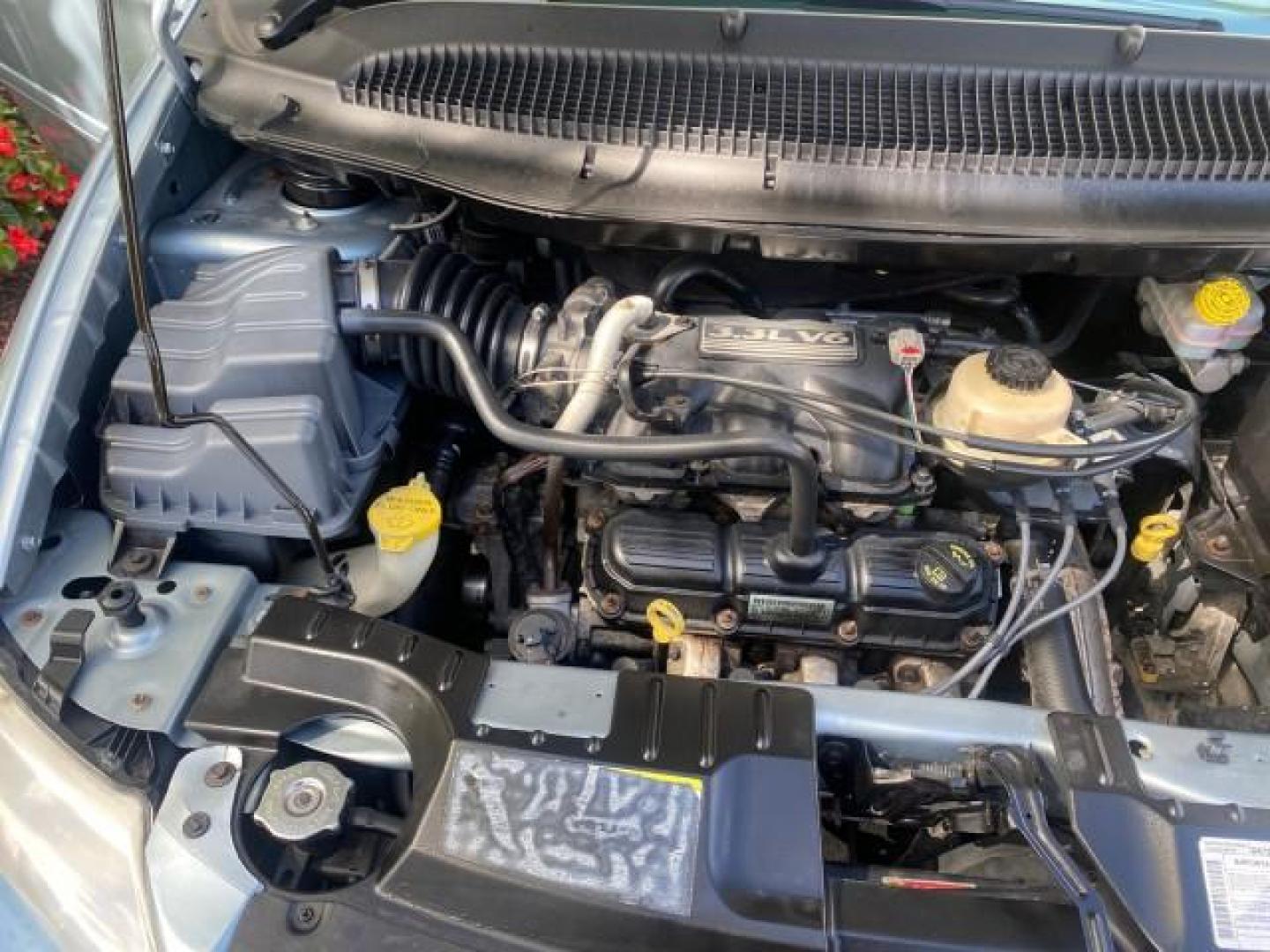 2006 Butane Blue Pearl /Med Slate Gray Chrysler T and C BRAUN ENTERVAN HANDICAP LOW MILES 64,097 (1A4GP44R76B) with an 3.3L OHV V6 Engine engine, Automatic transmission, located at 4701 North Dixie Hwy, Pompano Beach, FL, 33064, (954) 422-2889, 26.240938, -80.123474 - OUR WEBPAGE FLORIDACARS1.COM HAS OVER 100 PHOTOS AND FREE CARFAX LINK 2006 CHRYSLER TOWN AND COUNTRY LX BRAUN ENTERVAN $20,000 PLUS CONVERSION POWER RAMP DRIVER SEAT SWIVELS VIN: 1A4GP44R76B751954 1 A 4 G P 4 4 R 7 6 B 7 5 1 9 5 4 VAN 3.3L V6 F OHV 24V GASOLINE 26 MPG FRONT WHEEL DRIVE Features ABS- Photo#24