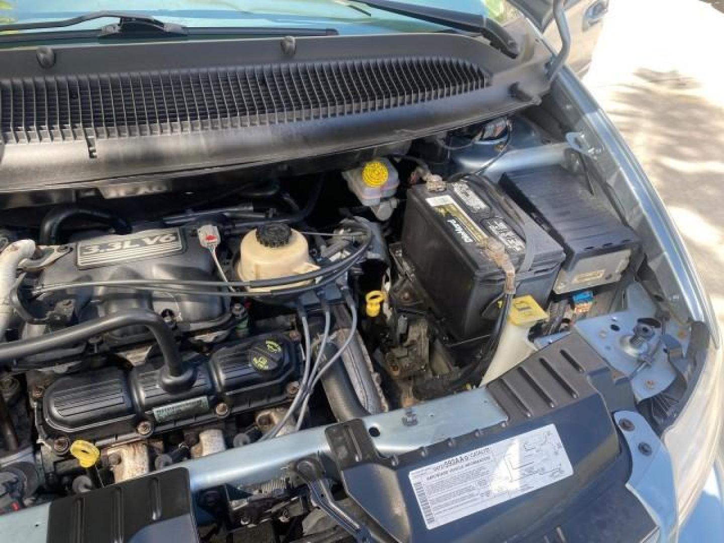 2006 Butane Blue Pearl /Med Slate Gray Chrysler T and C BRAUN ENTERVAN HANDICAP LOW MILES 64,097 (1A4GP44R76B) with an 3.3L OHV V6 Engine engine, Automatic transmission, located at 4701 North Dixie Hwy, Pompano Beach, FL, 33064, (954) 422-2889, 26.240938, -80.123474 - OUR WEBPAGE FLORIDACARS1.COM HAS OVER 100 PHOTOS AND FREE CARFAX LINK 2006 CHRYSLER TOWN AND COUNTRY LX BRAUN ENTERVAN $20,000 PLUS CONVERSION POWER RAMP DRIVER SEAT SWIVELS VIN: 1A4GP44R76B751954 1 A 4 G P 4 4 R 7 6 B 7 5 1 9 5 4 VAN 3.3L V6 F OHV 24V GASOLINE 26 MPG FRONT WHEEL DRIVE Features ABS- Photo#25