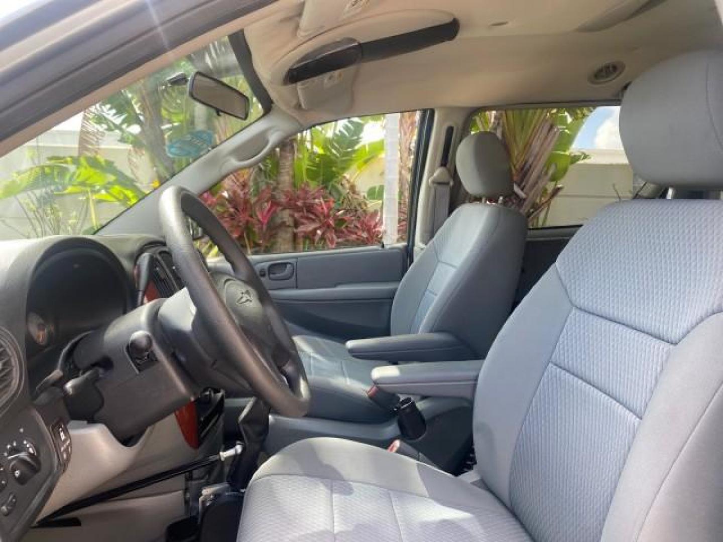 2006 Butane Blue Pearl /Med Slate Gray Chrysler T and C BRAUN ENTERVAN HANDICAP LOW MILES 64,097 (1A4GP44R76B) with an 3.3L OHV V6 Engine engine, Automatic transmission, located at 4701 North Dixie Hwy, Pompano Beach, FL, 33064, (954) 422-2889, 26.240938, -80.123474 - OUR WEBPAGE FLORIDACARS1.COM HAS OVER 100 PHOTOS AND FREE CARFAX LINK 2006 CHRYSLER TOWN AND COUNTRY LX BRAUN ENTERVAN $20,000 PLUS CONVERSION POWER RAMP DRIVER SEAT SWIVELS VIN: 1A4GP44R76B751954 1 A 4 G P 4 4 R 7 6 B 7 5 1 9 5 4 VAN 3.3L V6 F OHV 24V GASOLINE 26 MPG FRONT WHEEL DRIVE Features ABS- Photo#44