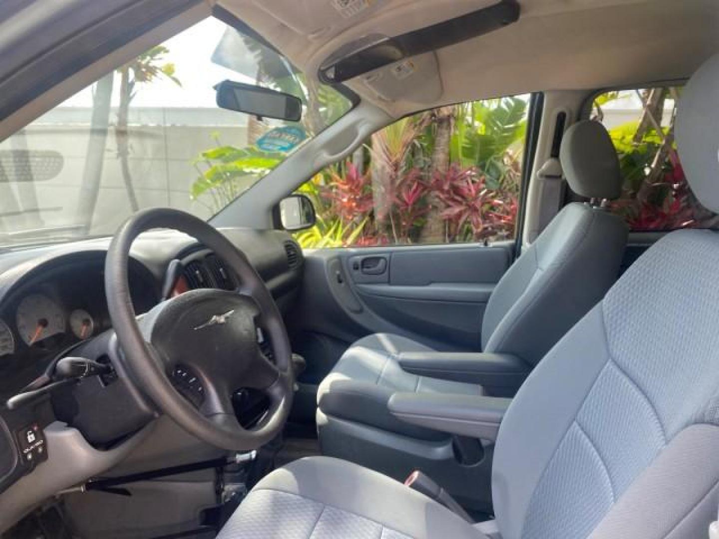 2006 Butane Blue Pearl /Med Slate Gray Chrysler T and C BRAUN ENTERVAN HANDICAP LOW MILES 64,097 (1A4GP44R76B) with an 3.3L OHV V6 Engine engine, Automatic transmission, located at 4701 North Dixie Hwy, Pompano Beach, FL, 33064, (954) 422-2889, 26.240938, -80.123474 - OUR WEBPAGE FLORIDACARS1.COM HAS OVER 100 PHOTOS AND FREE CARFAX LINK 2006 CHRYSLER TOWN AND COUNTRY LX BRAUN ENTERVAN $20,000 PLUS CONVERSION POWER RAMP DRIVER SEAT SWIVELS VIN: 1A4GP44R76B751954 1 A 4 G P 4 4 R 7 6 B 7 5 1 9 5 4 VAN 3.3L V6 F OHV 24V GASOLINE 26 MPG FRONT WHEEL DRIVE Features ABS- Photo#46