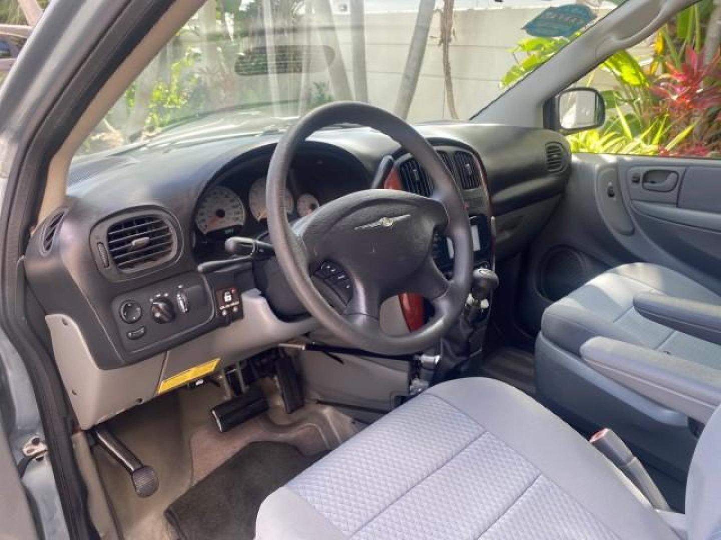 2006 Butane Blue Pearl /Med Slate Gray Chrysler T and C BRAUN ENTERVAN HANDICAP LOW MILES 64,097 (1A4GP44R76B) with an 3.3L OHV V6 Engine engine, Automatic transmission, located at 4701 North Dixie Hwy, Pompano Beach, FL, 33064, (954) 422-2889, 26.240938, -80.123474 - OUR WEBPAGE FLORIDACARS1.COM HAS OVER 100 PHOTOS AND FREE CARFAX LINK 2006 CHRYSLER TOWN AND COUNTRY LX BRAUN ENTERVAN $20,000 PLUS CONVERSION POWER RAMP DRIVER SEAT SWIVELS VIN: 1A4GP44R76B751954 1 A 4 G P 4 4 R 7 6 B 7 5 1 9 5 4 VAN 3.3L V6 F OHV 24V GASOLINE 26 MPG FRONT WHEEL DRIVE Features ABS- Photo#49