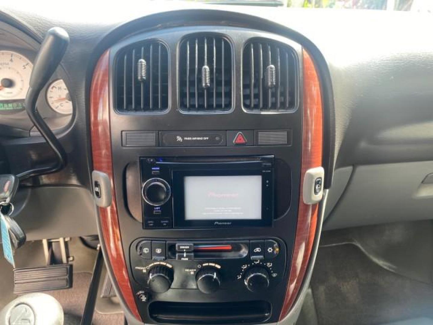 2006 Butane Blue Pearl /Med Slate Gray Chrysler T and C BRAUN ENTERVAN HANDICAP LOW MILES 64,097 (1A4GP44R76B) with an 3.3L OHV V6 Engine engine, Automatic transmission, located at 4701 North Dixie Hwy, Pompano Beach, FL, 33064, (954) 422-2889, 26.240938, -80.123474 - OUR WEBPAGE FLORIDACARS1.COM HAS OVER 100 PHOTOS AND FREE CARFAX LINK 2006 CHRYSLER TOWN AND COUNTRY LX BRAUN ENTERVAN $20,000 PLUS CONVERSION POWER RAMP DRIVER SEAT SWIVELS VIN: 1A4GP44R76B751954 1 A 4 G P 4 4 R 7 6 B 7 5 1 9 5 4 VAN 3.3L V6 F OHV 24V GASOLINE 26 MPG FRONT WHEEL DRIVE Features ABS- Photo#71