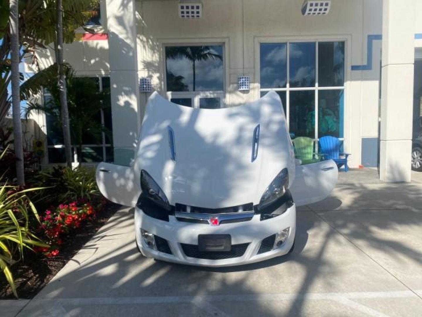 2008 Polar White /Black Saturn Sky Red Line LOW MILES 29,810 SOFT TOP (1G8MF35X78Y) with an Turbocharged And Intercooled Ecotec 2.0L VVT DOHC 4-Cyl Aluminum Engine engine, Automatic transmission, located at 4701 North Dixie Hwy, Pompano Beach, FL, 33064, (954) 422-2889, 26.240938, -80.123474 - OUR WEBPAGE FLORIDACARS1.COM HAS OVER 100 PHOTOS AND FREE CARFAX LINK 2008 SATURN SKY RED LINE TOP OF THE LINE TURBO FAST VIN: 1G8MF35X78Y121221 1 G 8 M F 3 5 X 7 8 Y 1 2 1 2 2 1 CONVERTIBLE 2.0L I4 F DOHC GASOLINE 31 MPG REAR WHEEL DRIVE Features ABS Brakes Air Conditioning Alloy Wheels AM/FM Stere - Photo#16