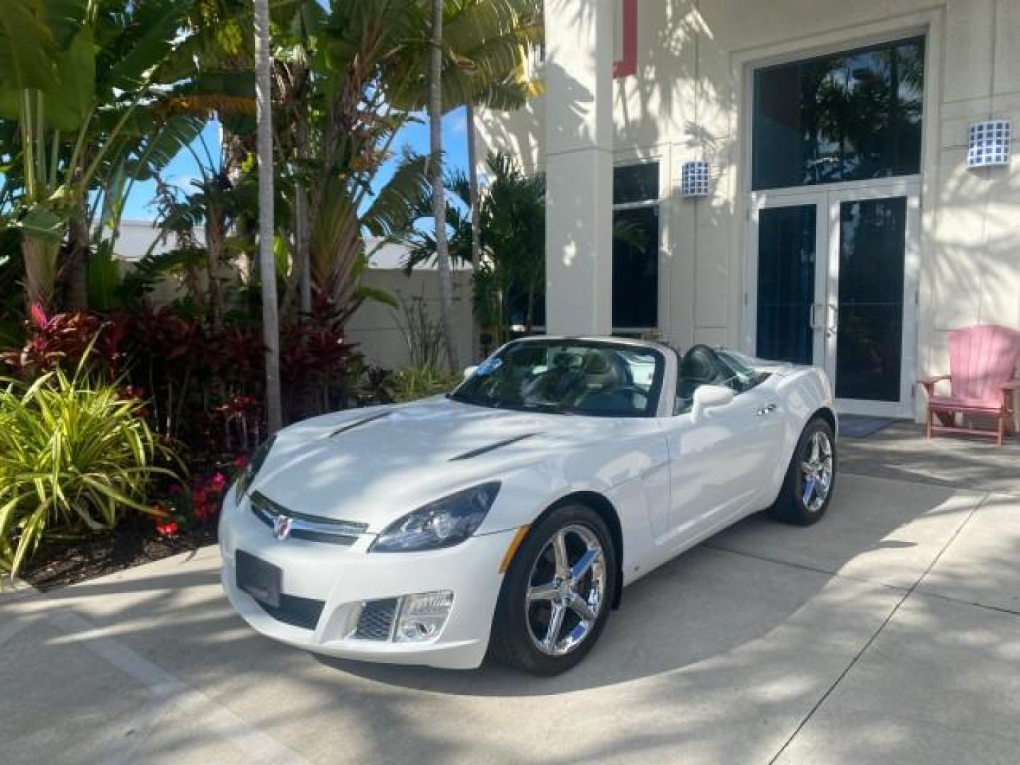 2008 Polar White /Black Saturn Sky Red Line LOW MILES 29,810 SOFT TOP (1G8MF35X78Y) with an Turbocharged And Intercooled Ecotec 2.0L VVT DOHC 4-Cyl Aluminum Engine engine, Automatic transmission, located at 4701 North Dixie Hwy, Pompano Beach, FL, 33064, (954) 422-2889, 26.240938, -80.123474 - OUR WEBPAGE FLORIDACARS1.COM HAS OVER 100 PHOTOS AND FREE CARFAX LINK 2008 SATURN SKY RED LINE TOP OF THE LINE TURBO FAST VIN: 1G8MF35X78Y121221 1 G 8 M F 3 5 X 7 8 Y 1 2 1 2 2 1 CONVERTIBLE 2.0L I4 F DOHC GASOLINE 31 MPG REAR WHEEL DRIVE Features ABS Brakes Air Conditioning Alloy Wheels AM/FM Stere - Photo#38