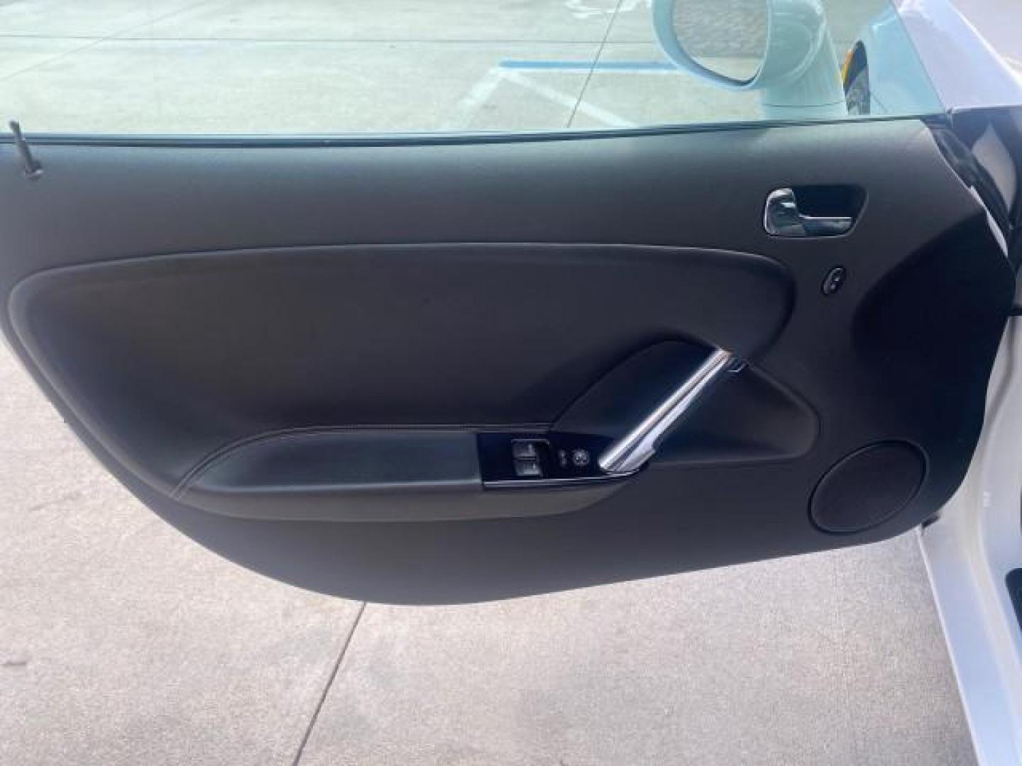 2008 Polar White /Black Saturn Sky Red Line LOW MILES 29,810 SOFT TOP (1G8MF35X78Y) with an Turbocharged And Intercooled Ecotec 2.0L VVT DOHC 4-Cyl Aluminum Engine engine, Automatic transmission, located at 4701 North Dixie Hwy, Pompano Beach, FL, 33064, (954) 422-2889, 26.240938, -80.123474 - OUR WEBPAGE FLORIDACARS1.COM HAS OVER 100 PHOTOS AND FREE CARFAX LINK 2008 SATURN SKY RED LINE TOP OF THE LINE TURBO FAST VIN: 1G8MF35X78Y121221 1 G 8 M F 3 5 X 7 8 Y 1 2 1 2 2 1 CONVERTIBLE 2.0L I4 F DOHC GASOLINE 31 MPG REAR WHEEL DRIVE Features ABS Brakes Air Conditioning Alloy Wheels AM/FM Stere - Photo#64