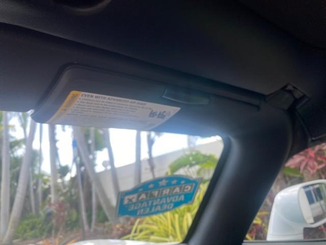 2008 Polar White /Black Saturn Sky Red Line LOW MILES 29,810 SOFT TOP (1G8MF35X78Y) with an Turbocharged And Intercooled Ecotec 2.0L VVT DOHC 4-Cyl Aluminum Engine engine, Automatic transmission, located at 4701 North Dixie Hwy, Pompano Beach, FL, 33064, (954) 422-2889, 26.240938, -80.123474 - OUR WEBPAGE FLORIDACARS1.COM HAS OVER 100 PHOTOS AND FREE CARFAX LINK 2008 SATURN SKY RED LINE TOP OF THE LINE TURBO FAST VIN: 1G8MF35X78Y121221 1 G 8 M F 3 5 X 7 8 Y 1 2 1 2 2 1 CONVERTIBLE 2.0L I4 F DOHC GASOLINE 31 MPG REAR WHEEL DRIVE Features ABS Brakes Air Conditioning Alloy Wheels AM/FM Stere - Photo#95