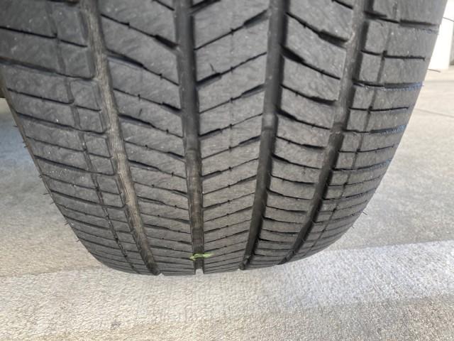 2007 Formal Black /Gray Honda Ridgeline RTL w/Leather 1 OWNER FL (2HJYK16557H) with an 3.5L SOHC PGM-FI 24-Valve VTEC V6 Engine engine, Automatic transmission, located at 4701 North Dixie Hwy, Pompano Beach, FL, 33064, (954) 422-2889, 26.240938, -80.123474 - OUR WEBPAGE FLORIDACARS1.COM HAS OVER 100 PHOTOS AND FREE CARFAX LINK 2007 HONDA RIDGELINE RTL 1 OWNER NEW $35,535 VIN: 2HJYK16557H543559 2 H J Y K 1 6 5 5 7 H 5 4 3 5 5 9 CREW PICKUP 3.5L V6 F SOHC 24V GASOLINE 21 MPG FRONT WHEEL DRIVE W/ 4X4 Features ABS Brakes Air Conditioning Alloy Wheels AM/FM - Photo#20