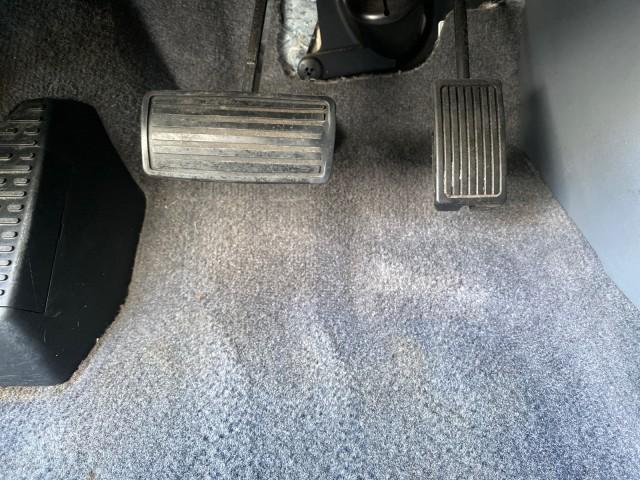 2007 Formal Black /Gray Honda Ridgeline RTL w/Leather 1 OWNER FL (2HJYK16557H) with an 3.5L SOHC PGM-FI 24-Valve VTEC V6 Engine engine, Automatic transmission, located at 4701 North Dixie Hwy, Pompano Beach, FL, 33064, (954) 422-2889, 26.240938, -80.123474 - OUR WEBPAGE FLORIDACARS1.COM HAS OVER 100 PHOTOS AND FREE CARFAX LINK 2007 HONDA RIDGELINE RTL 1 OWNER NEW $35,535 VIN: 2HJYK16557H543559 2 H J Y K 1 6 5 5 7 H 5 4 3 5 5 9 CREW PICKUP 3.5L V6 F SOHC 24V GASOLINE 21 MPG FRONT WHEEL DRIVE W/ 4X4 Features ABS Brakes Air Conditioning Alloy Wheels AM/FM - Photo#56